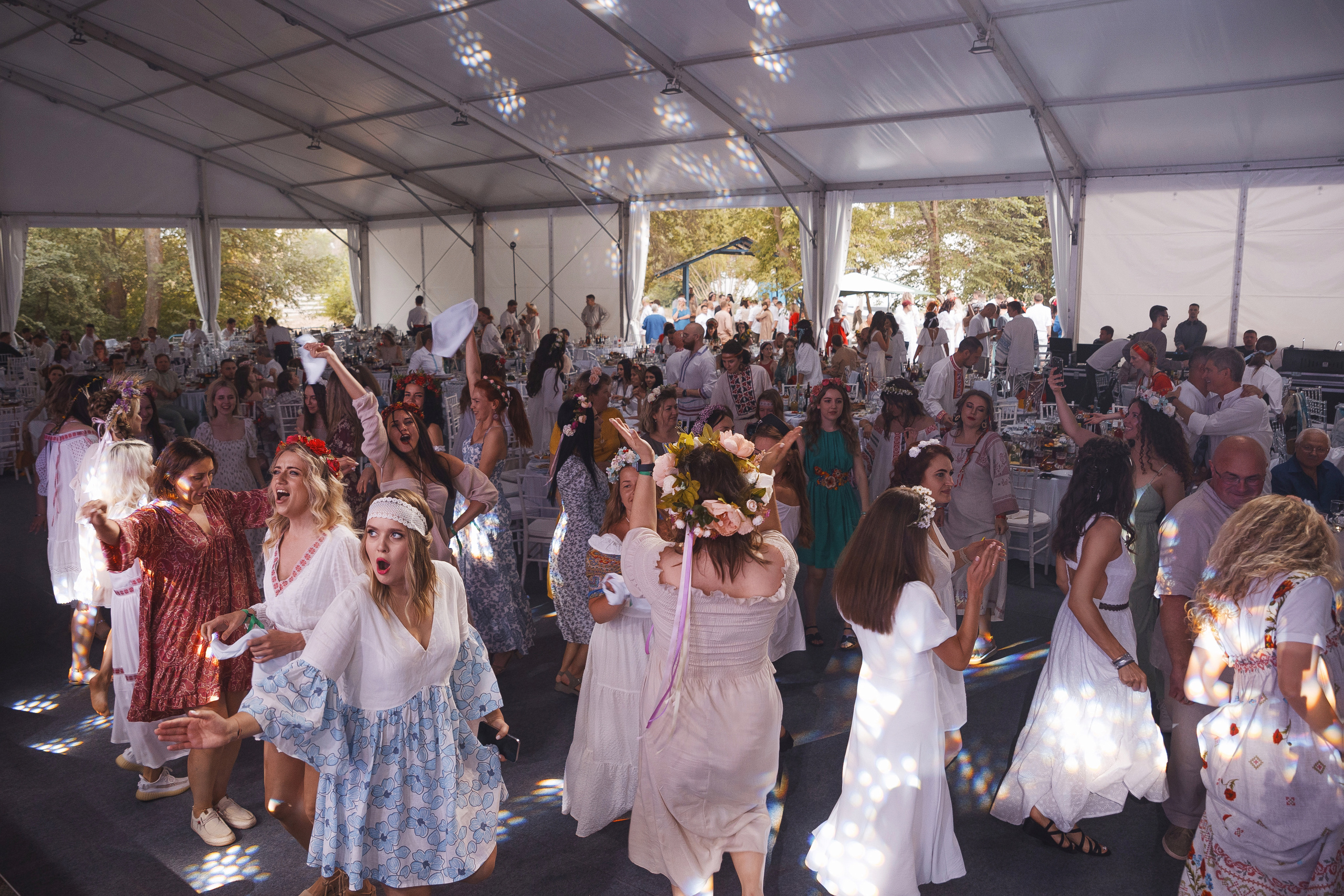 Grass 20 лет. Свадебный и репортажный фотограф в Волгограде Антон Сидоренко