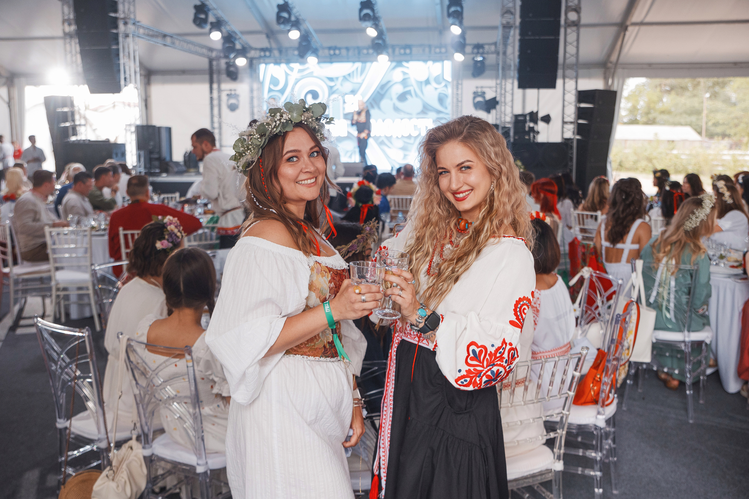 Grass 20 лет. Свадебный и репортажный фотограф в Волгограде Антон Сидоренко