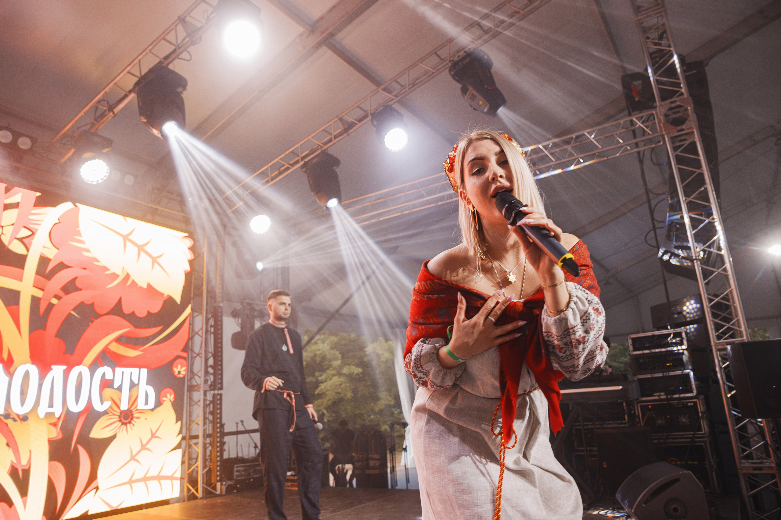 Grass 20 лет. Свадебный и репортажный фотограф в Волгограде Антон Сидоренко