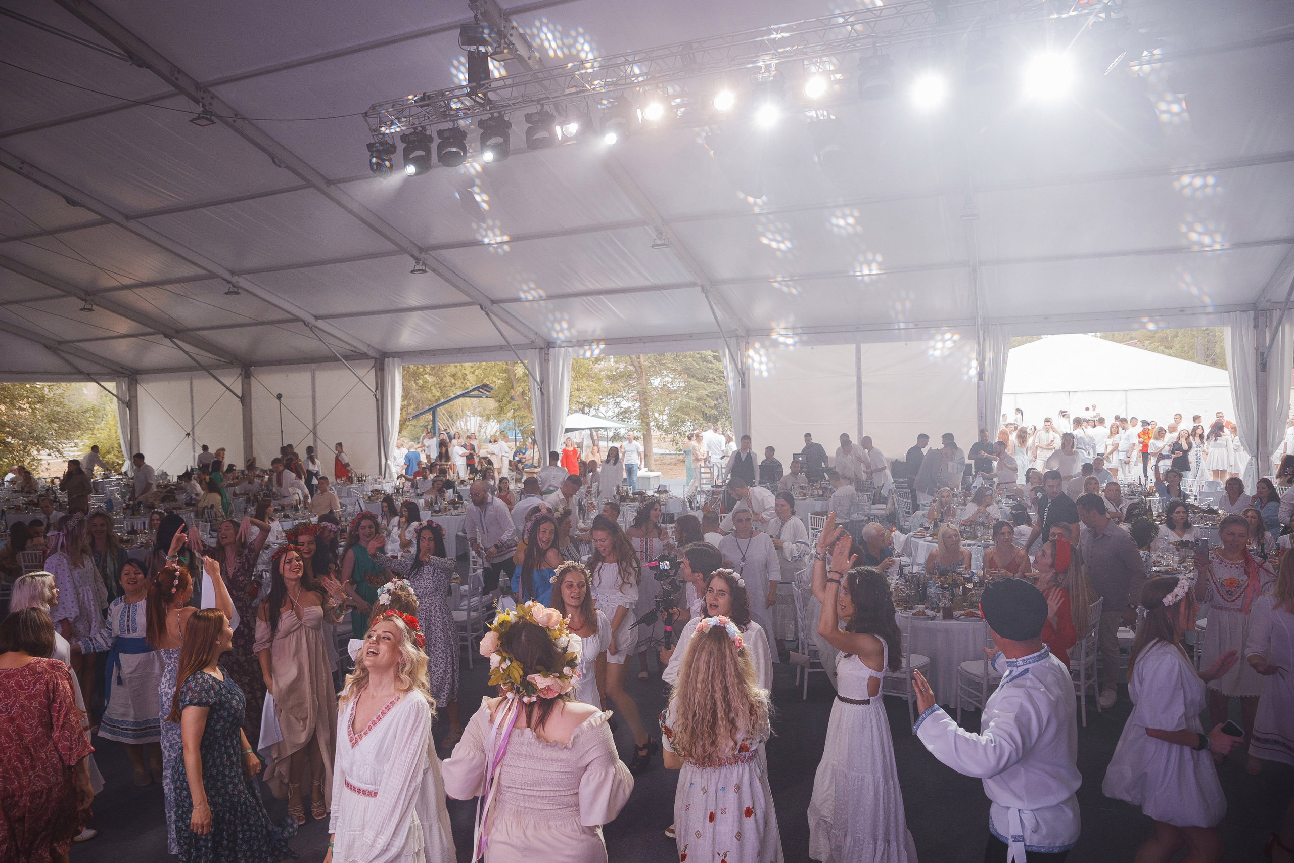 Grass 20 лет. Свадебный и репортажный фотограф в Волгограде Антон Сидоренко