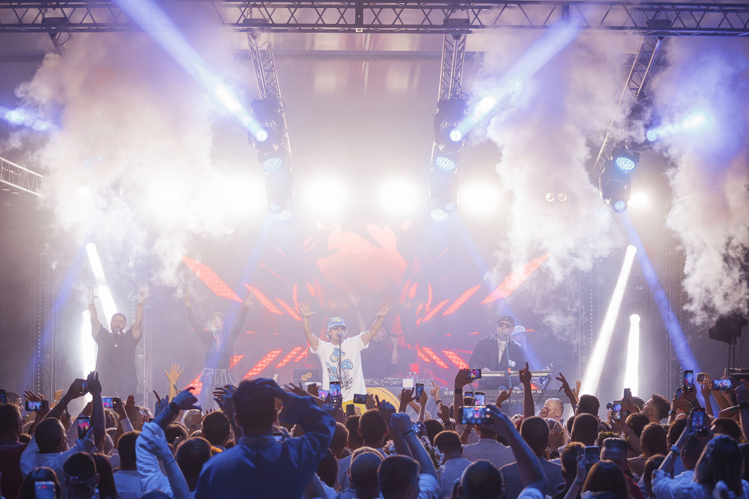 Grass 20 лет. Свадебный и репортажный фотограф в Волгограде Антон Сидоренко