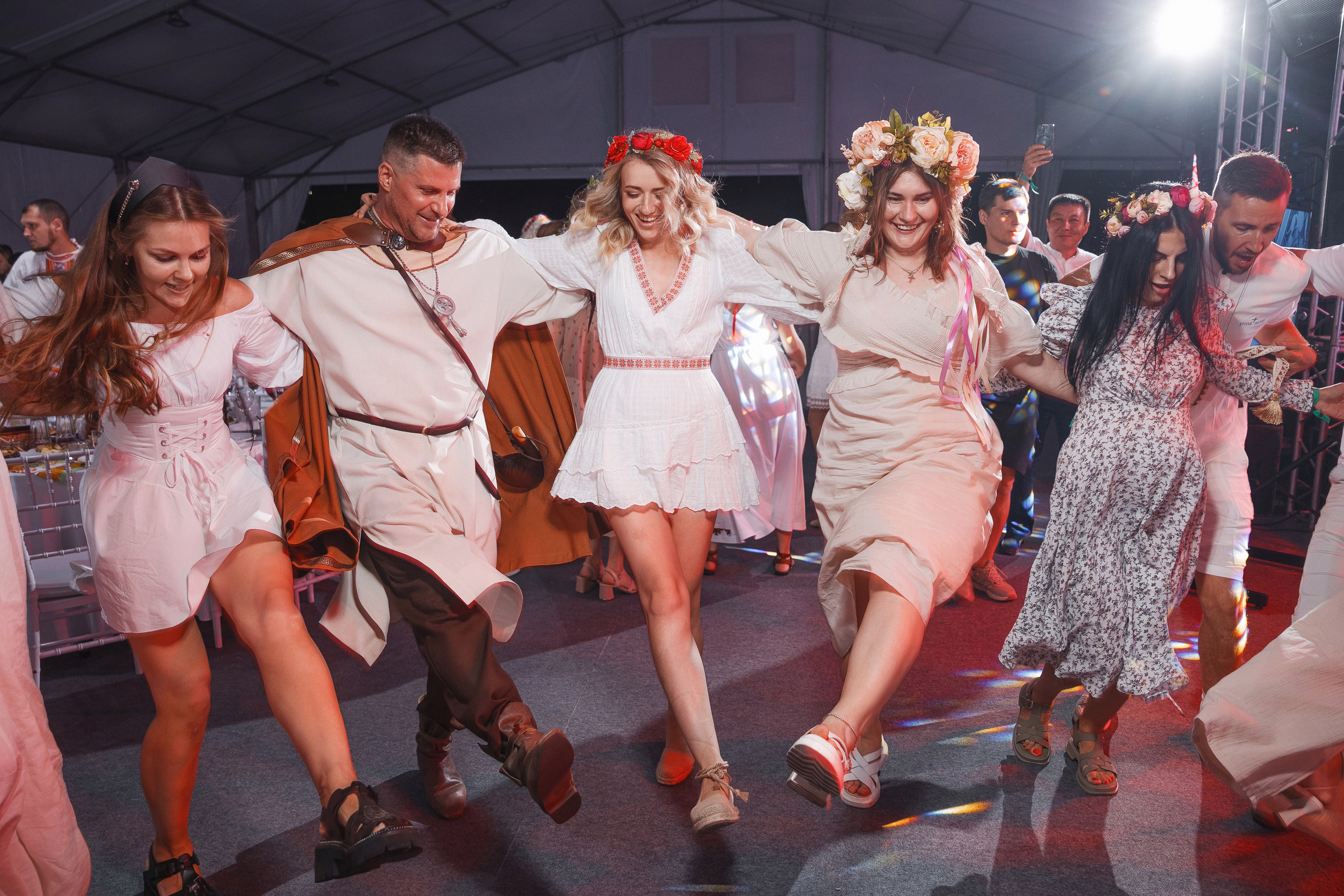 Grass 20 лет. Свадебный и репортажный фотограф в Волгограде Антон Сидоренко