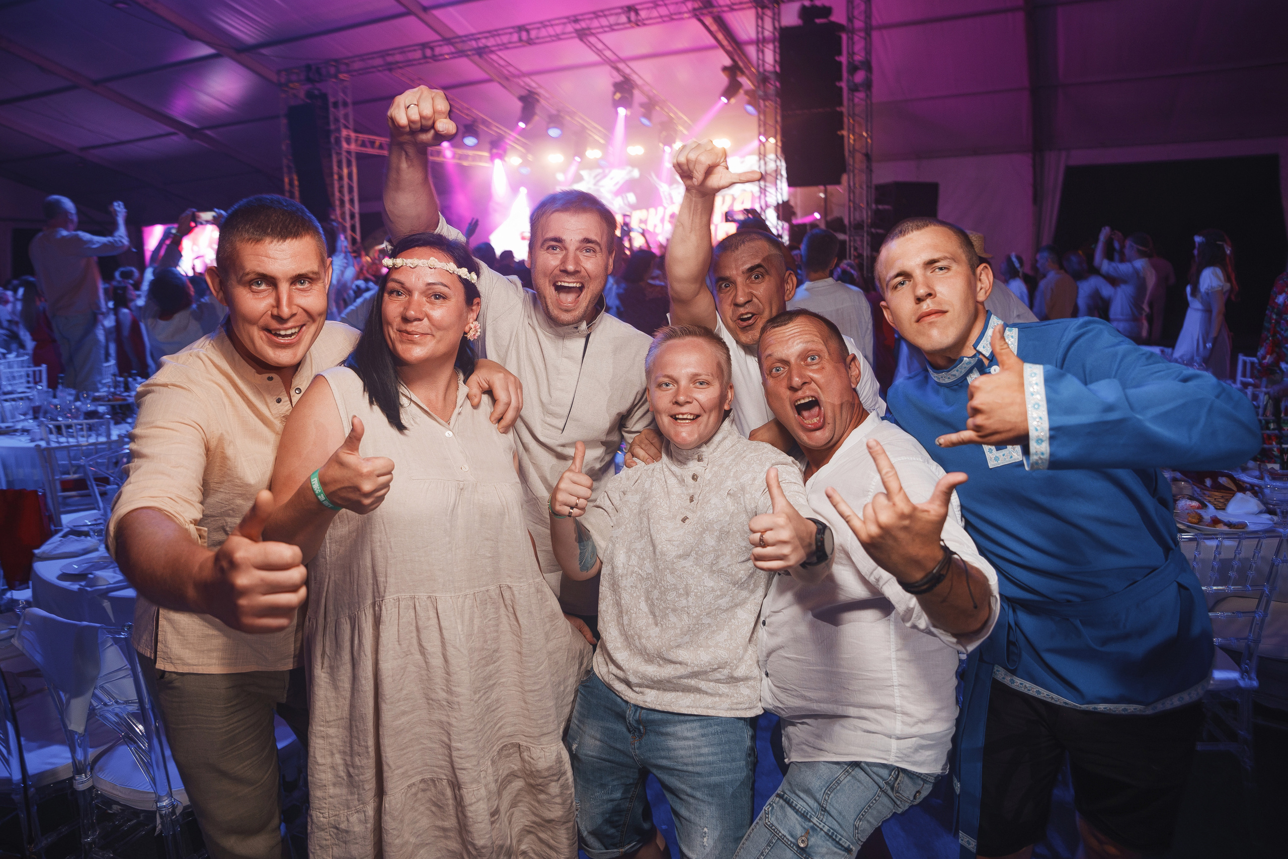 Grass 20 лет. Свадебный и репортажный фотограф в Волгограде Антон Сидоренко