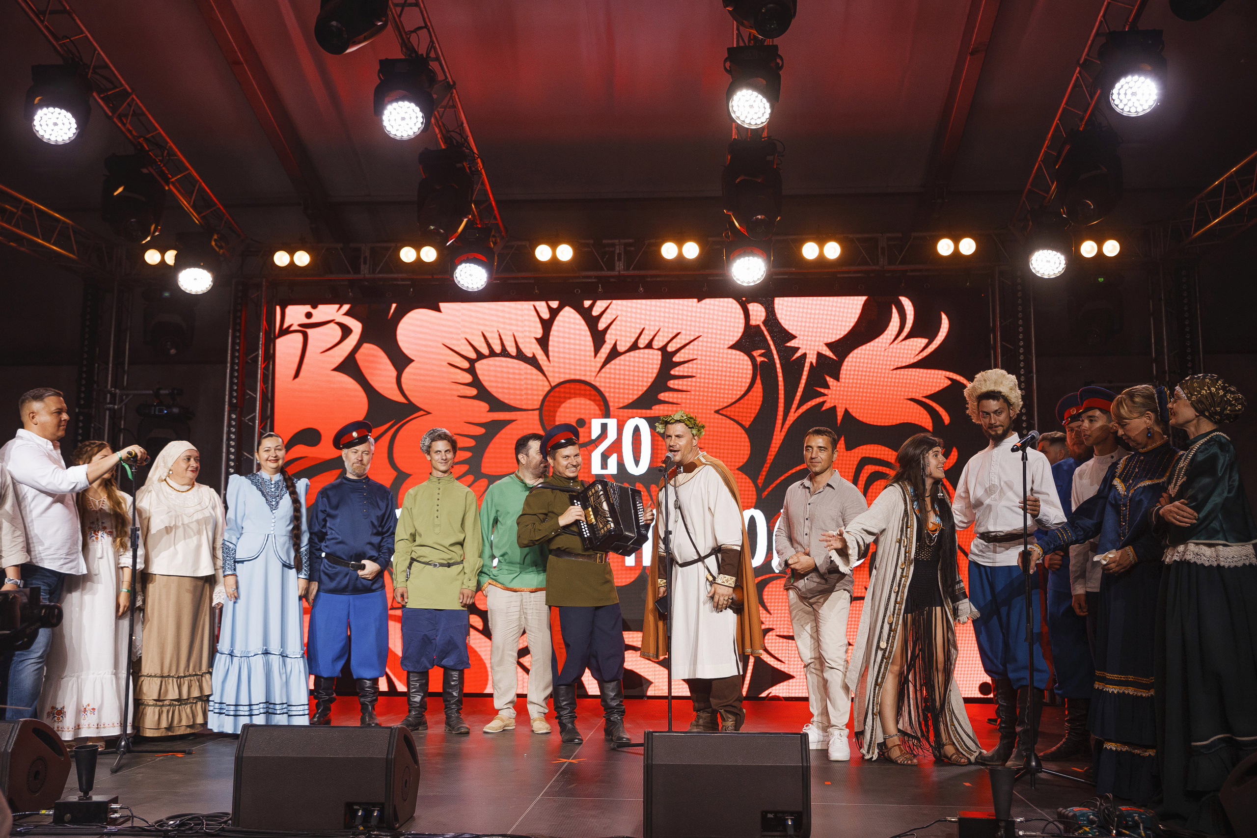 Grass 20 лет. Свадебный и репортажный фотограф в Волгограде Антон Сидоренко