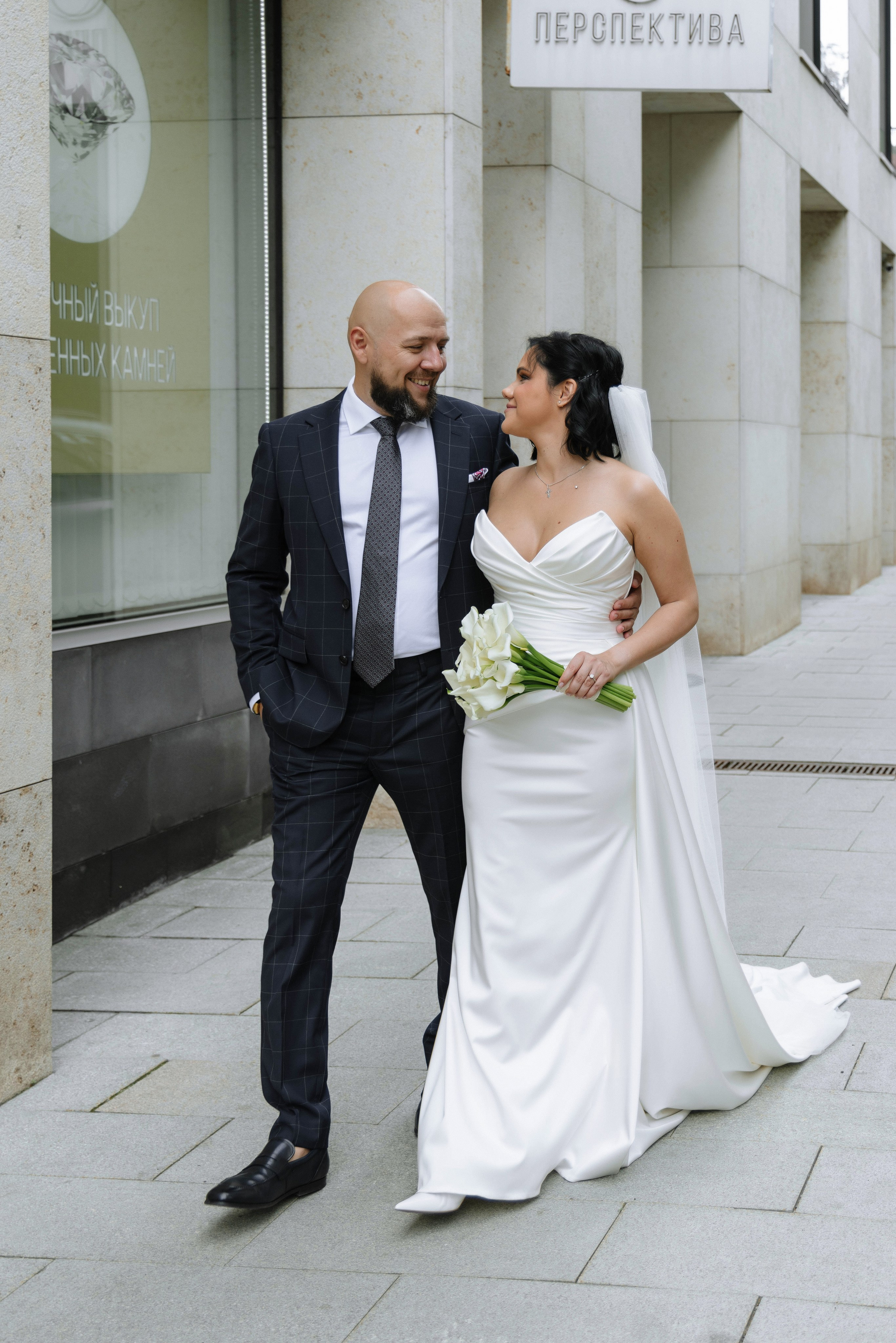 Стильное свадебное платье. Свадебный фотограф и видеограф в Москве, Виктор Архилюк