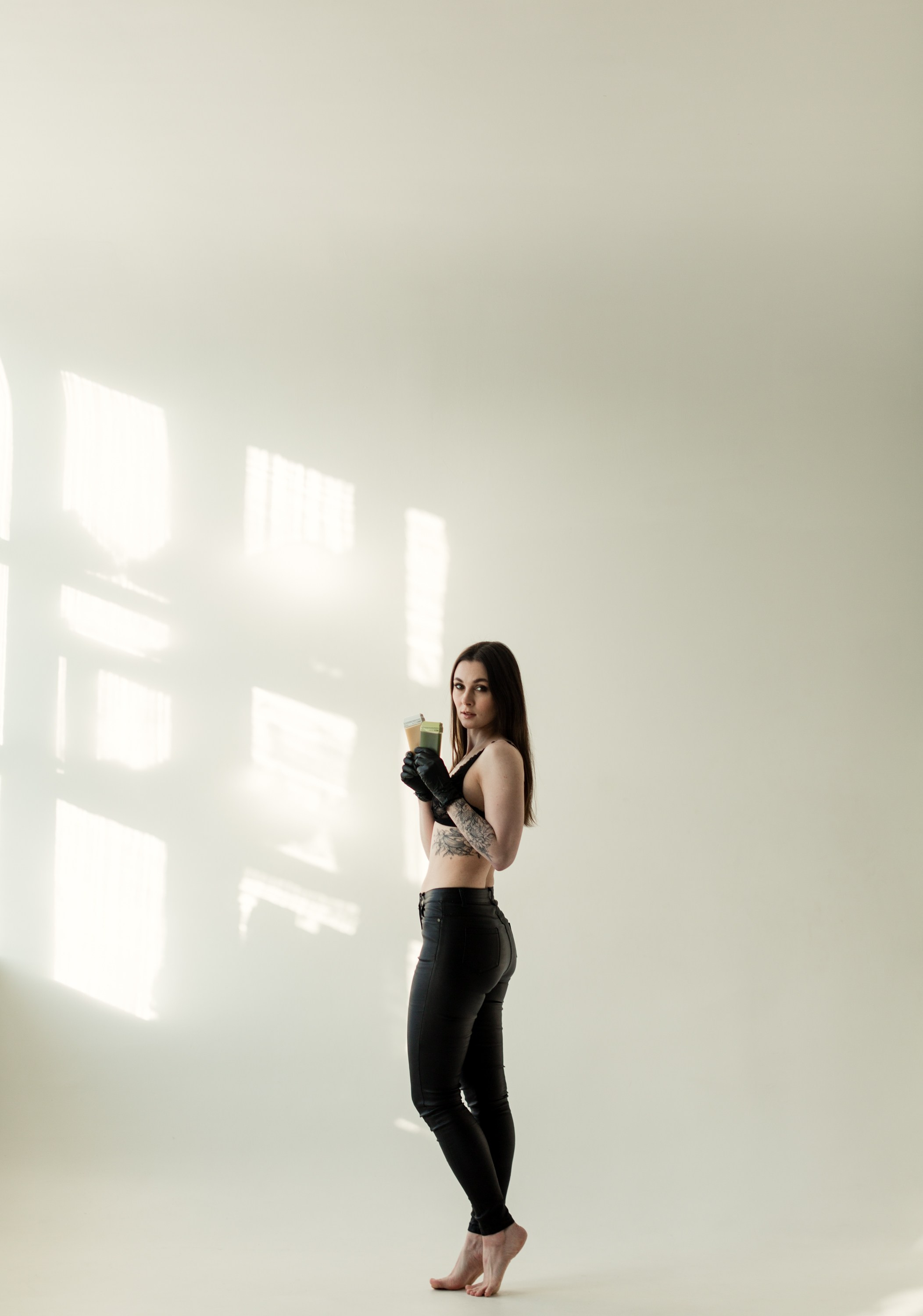 Валентина — эксперт по депиляции. Портретный фотограф в Красноярске Акифьева Евгения