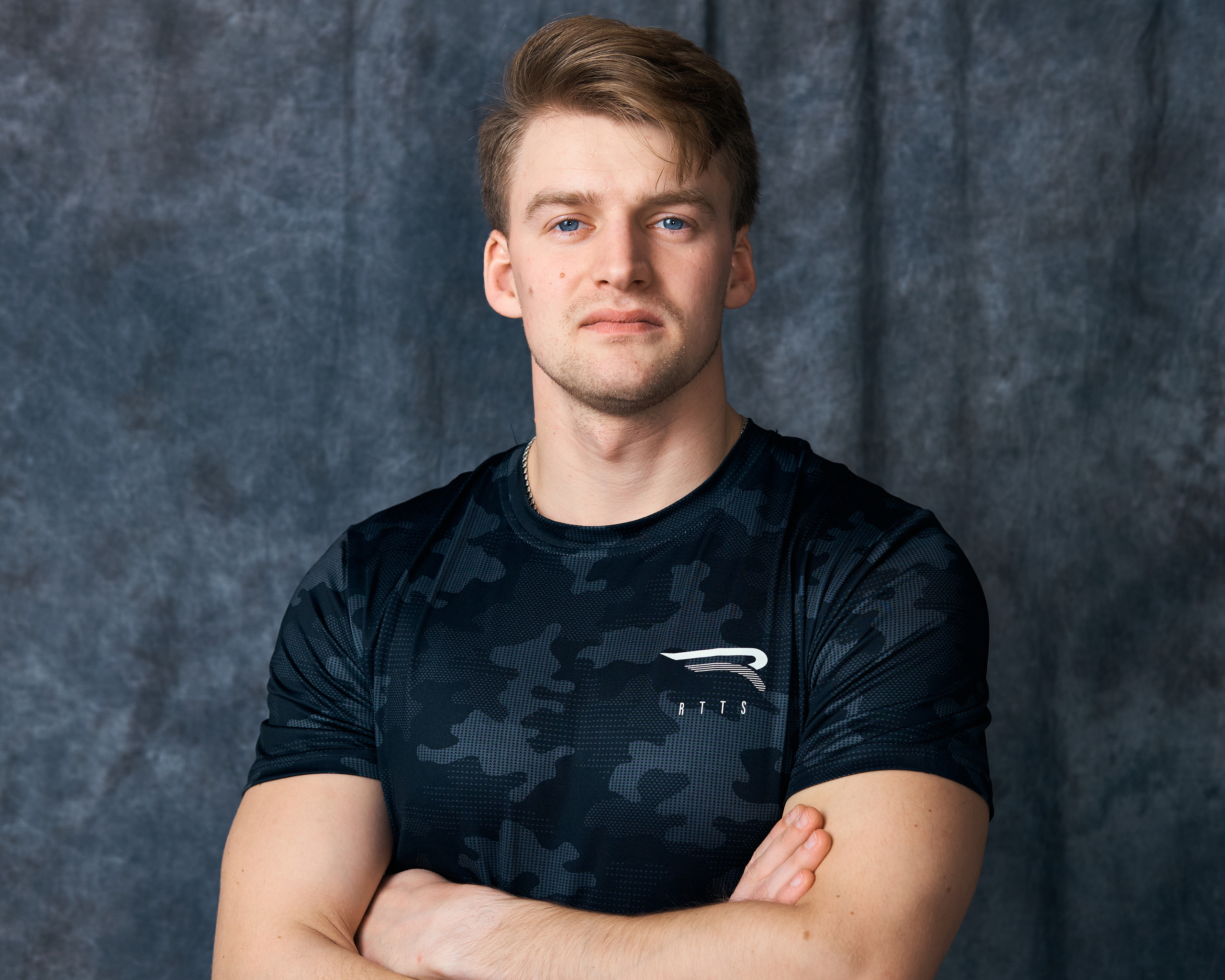 Мужской портрет в студии. Фотограф Дмитрий Соколов Киров