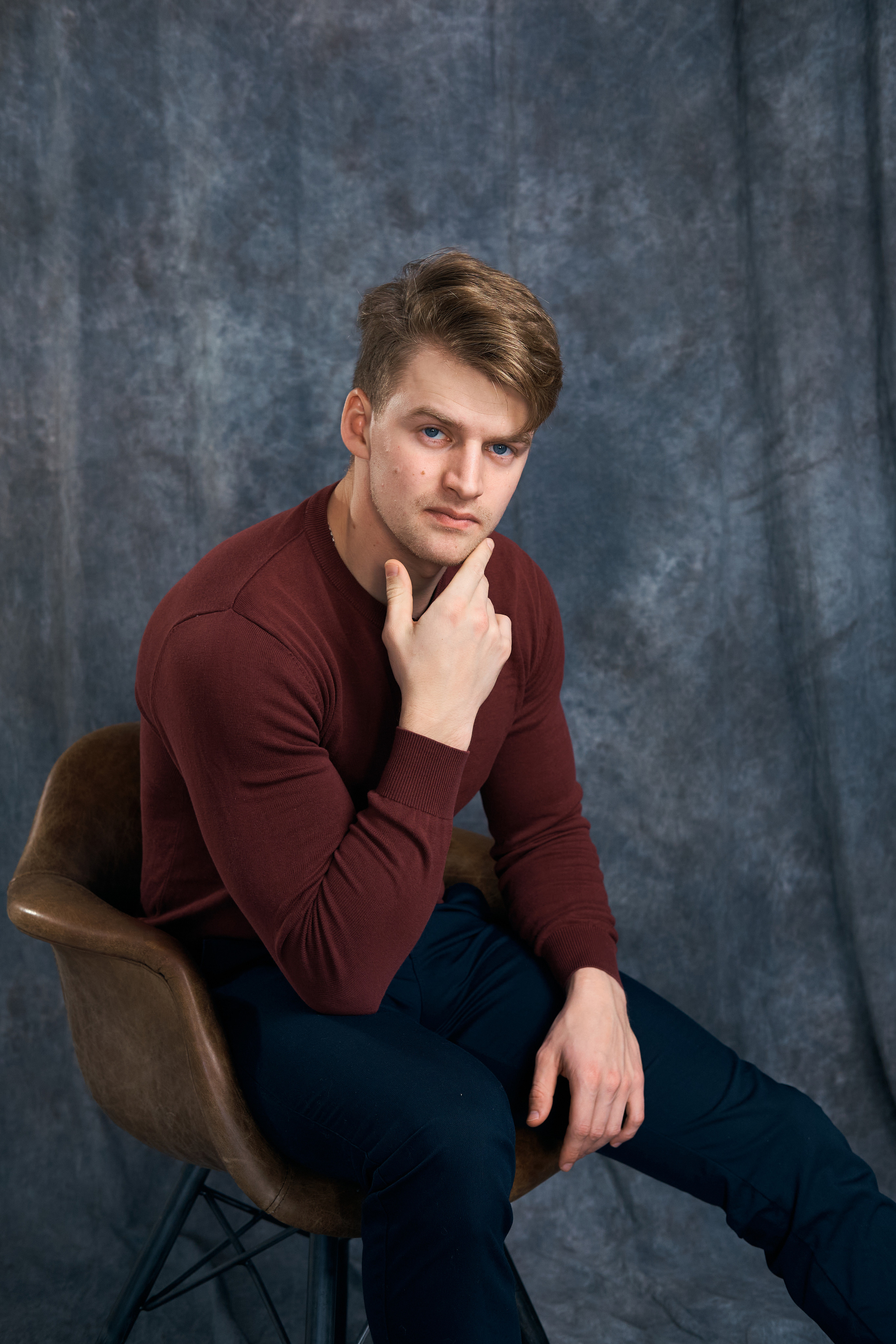 Мужской портрет в студии. Фотограф Дмитрий Соколов Киров