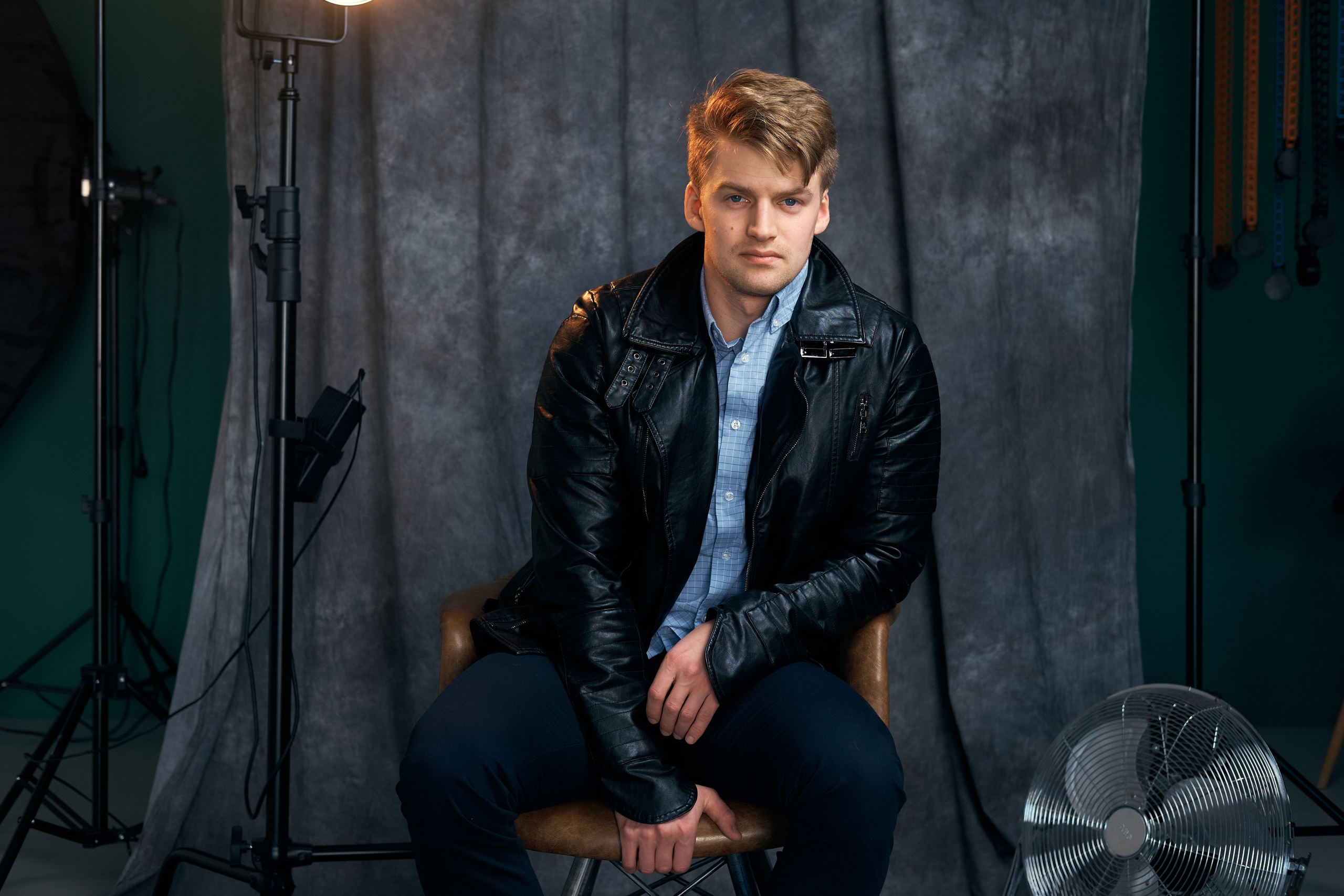 Мужской портрет в студии. Фотограф Дмитрий Соколов Киров