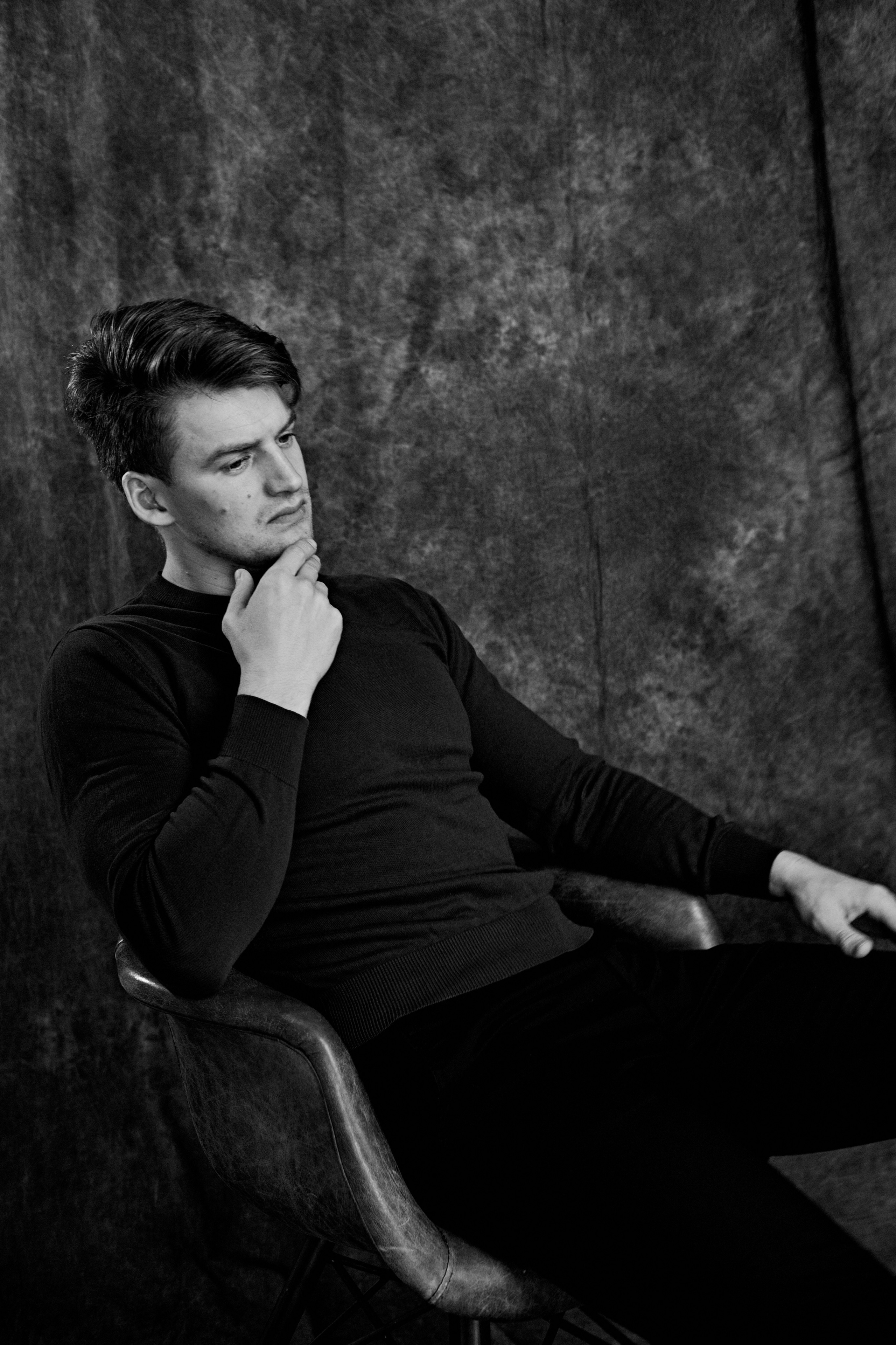 Мужской портрет в студии. Фотограф Дмитрий Соколов Киров