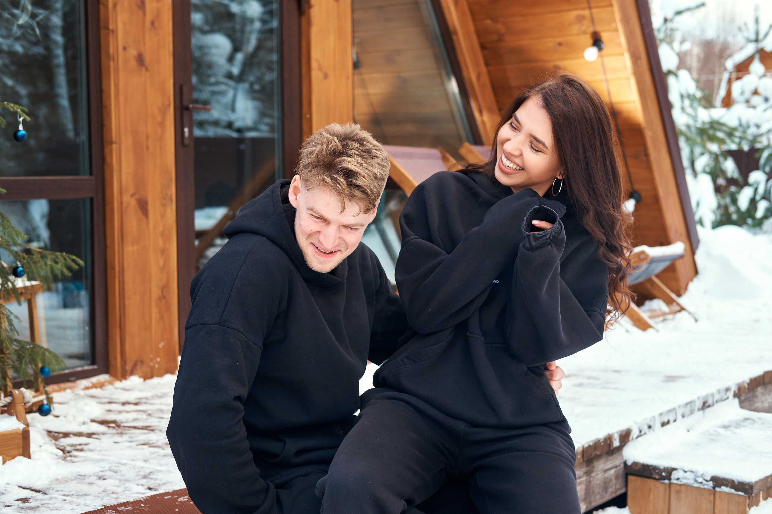 «Берлога» в лесу. Фотограф Дмитрий Соколов Киров