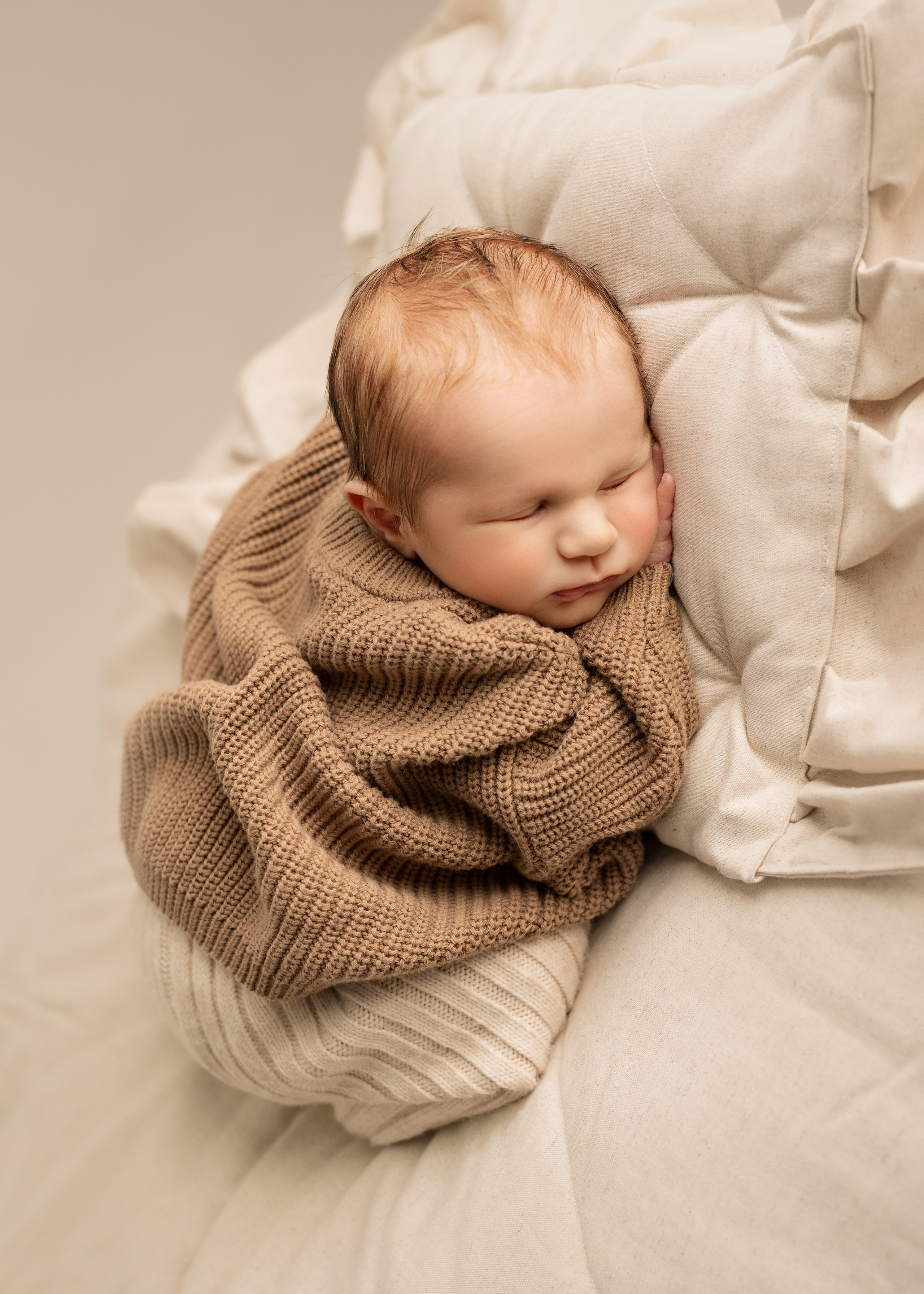 Фотосъёмка новорожденных. Фотограф Беременности и Новорождённых в Кемерово