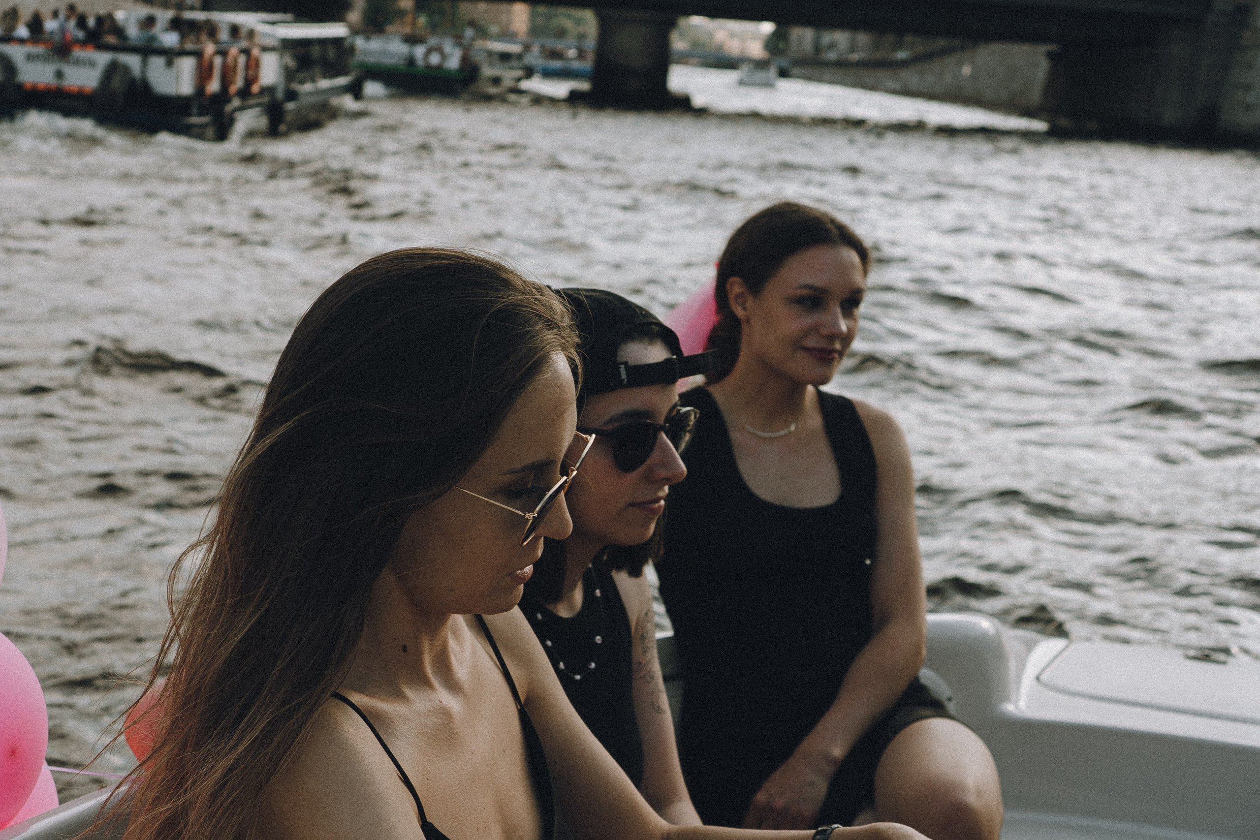 ДЕВИЧНИК НА КАТЕРЕ. Профессиональный фотограф, Санкт-Петербург — Виктория Богомолова