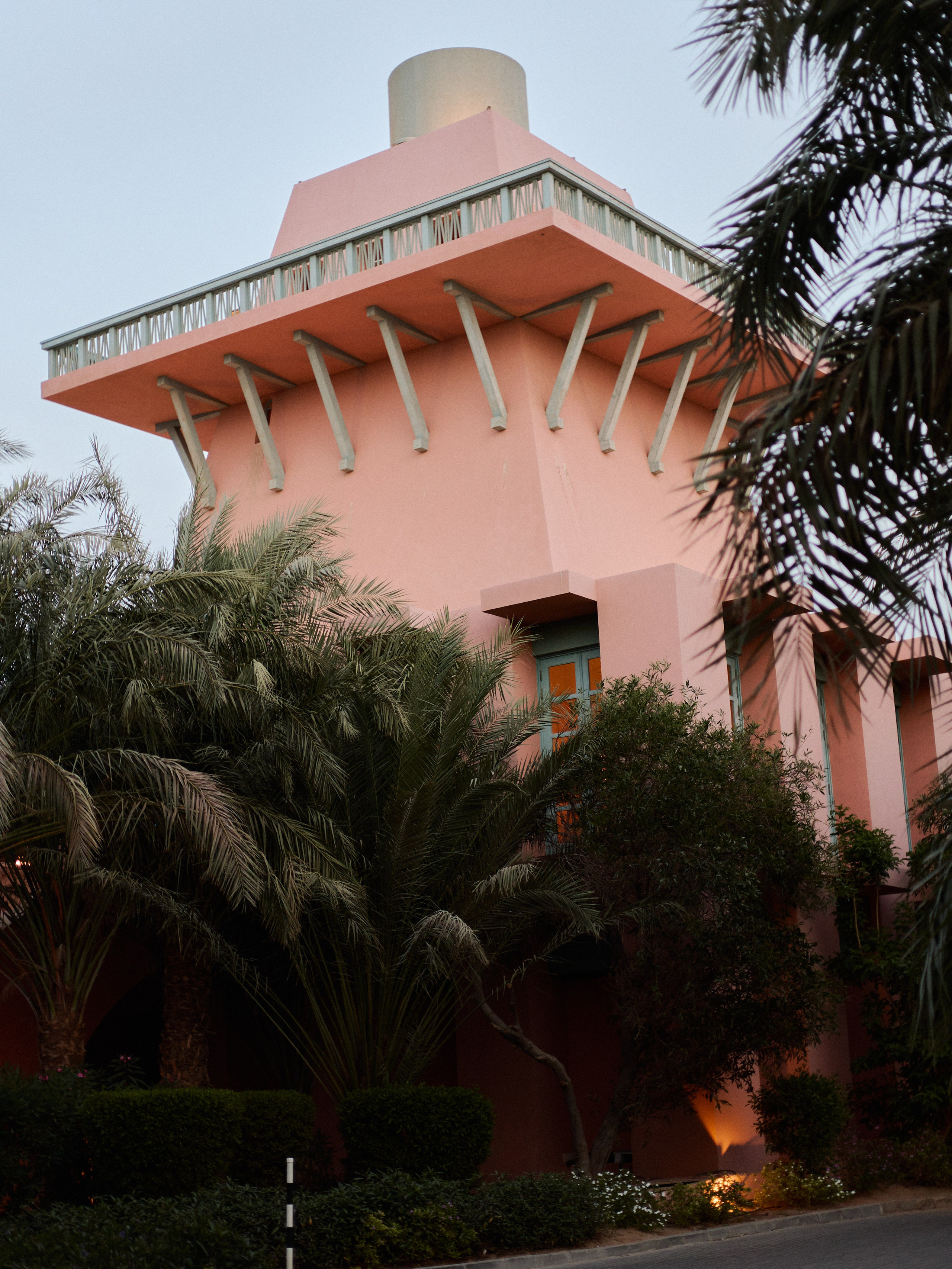 Другое 2. Jorgis Talè — photographer, kind person, teacher of arts and other mag