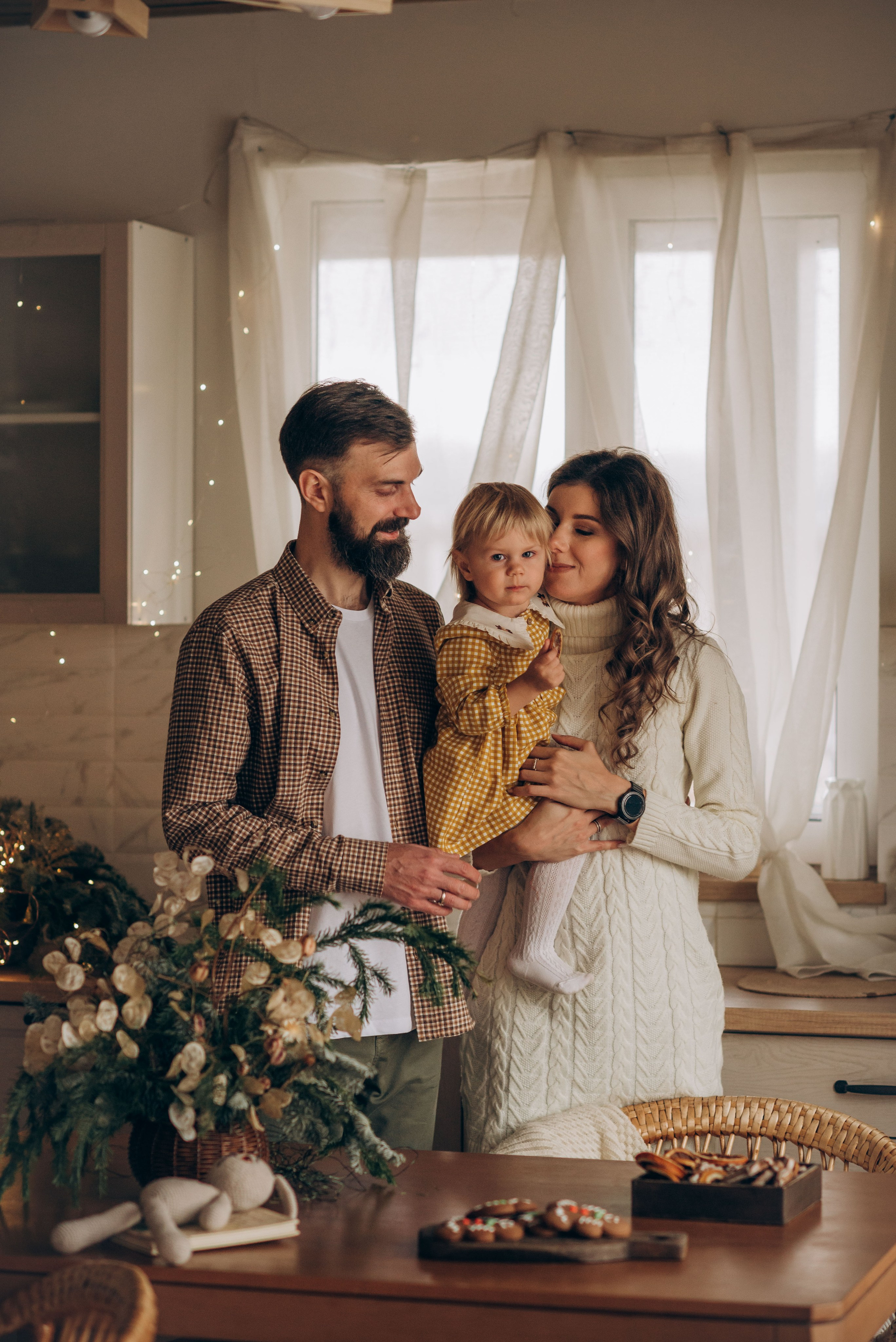Семейная новогодняя фотосессия в студии. Семейный фотограф в Домодедово и Москве Елена Пичугина