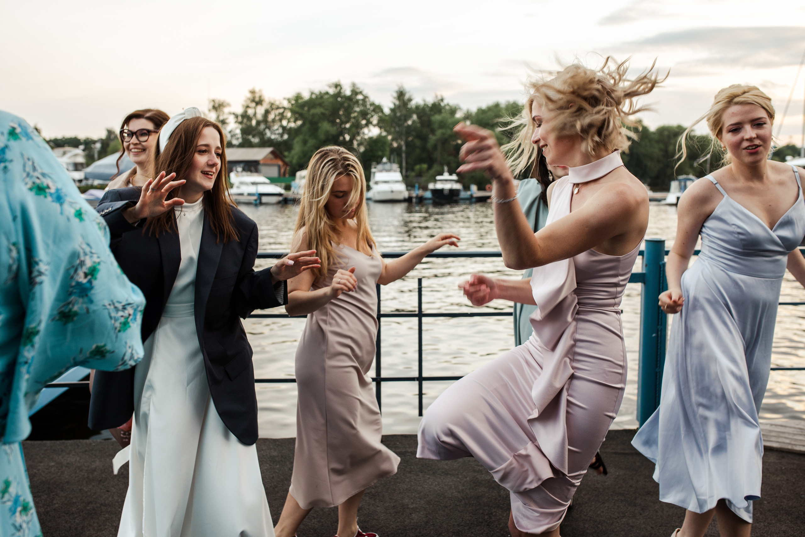 Денис и Маша. Ведущий на свадьбу в Москве Зубков Алексей