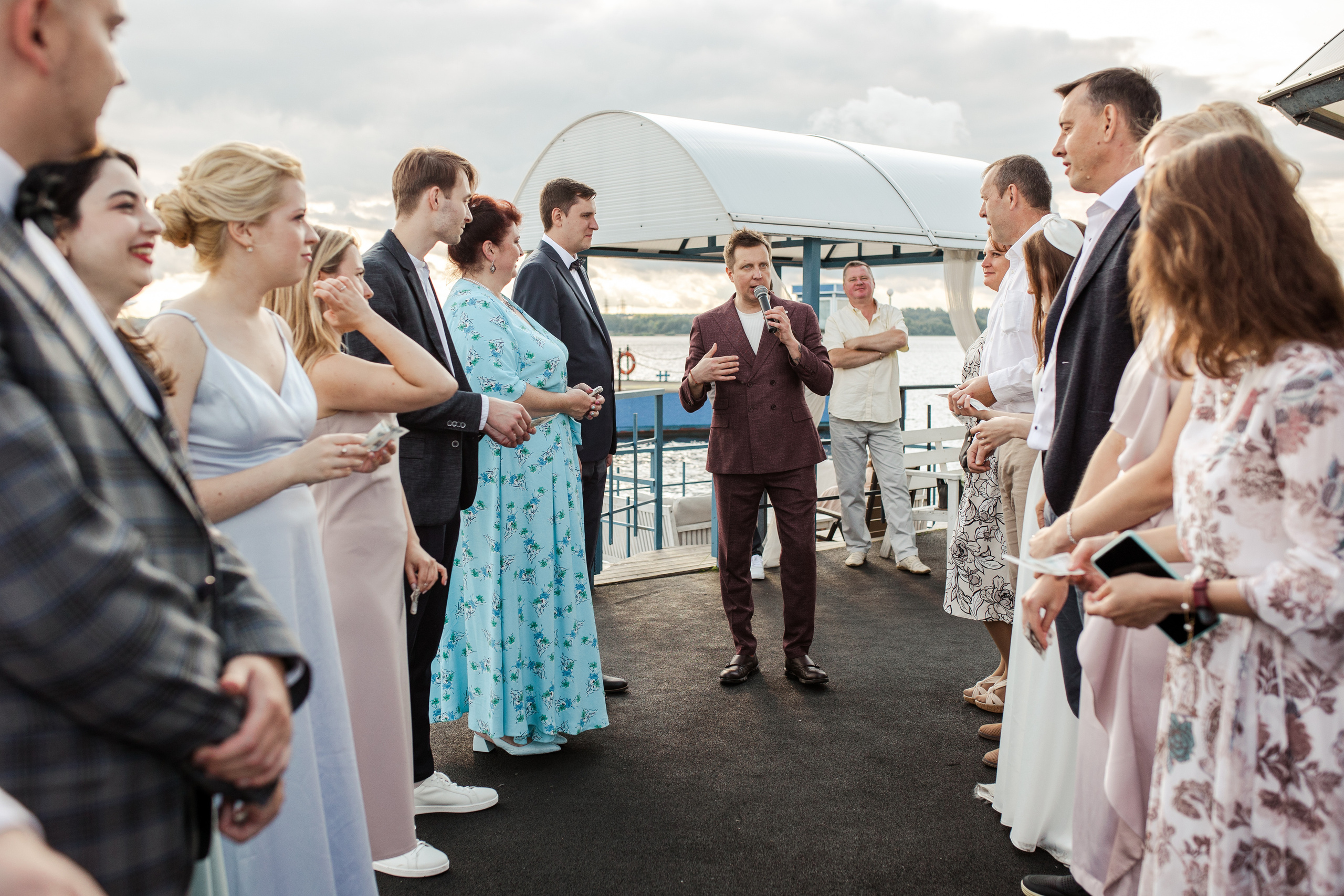 Денис и Маша. Ведущий на свадьбу в Москве Зубков Алексей