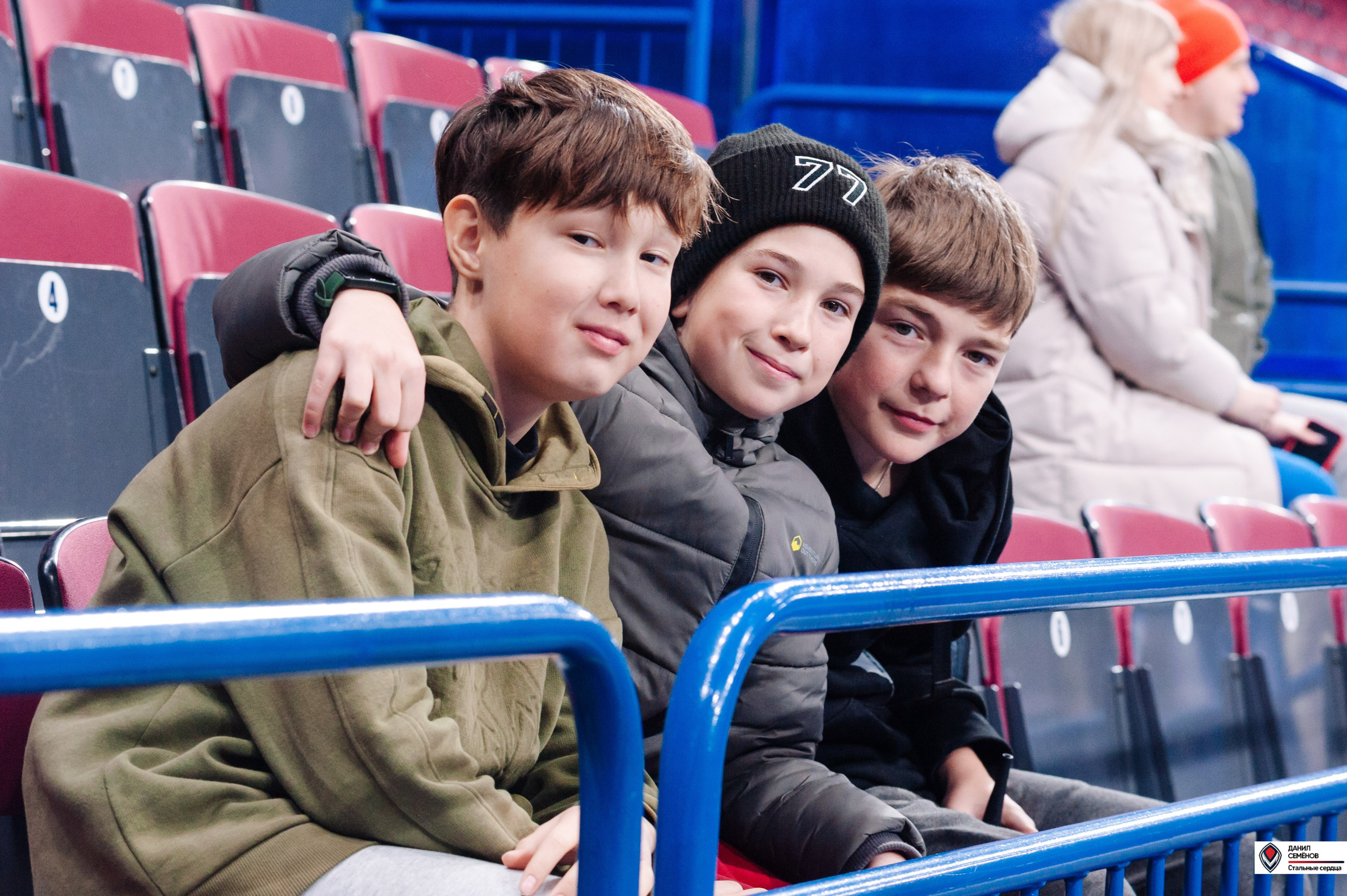 Чемпионат СХЛ. Стальные сердца — Газовик. Фотограф Магнитогорск Данил Семенов