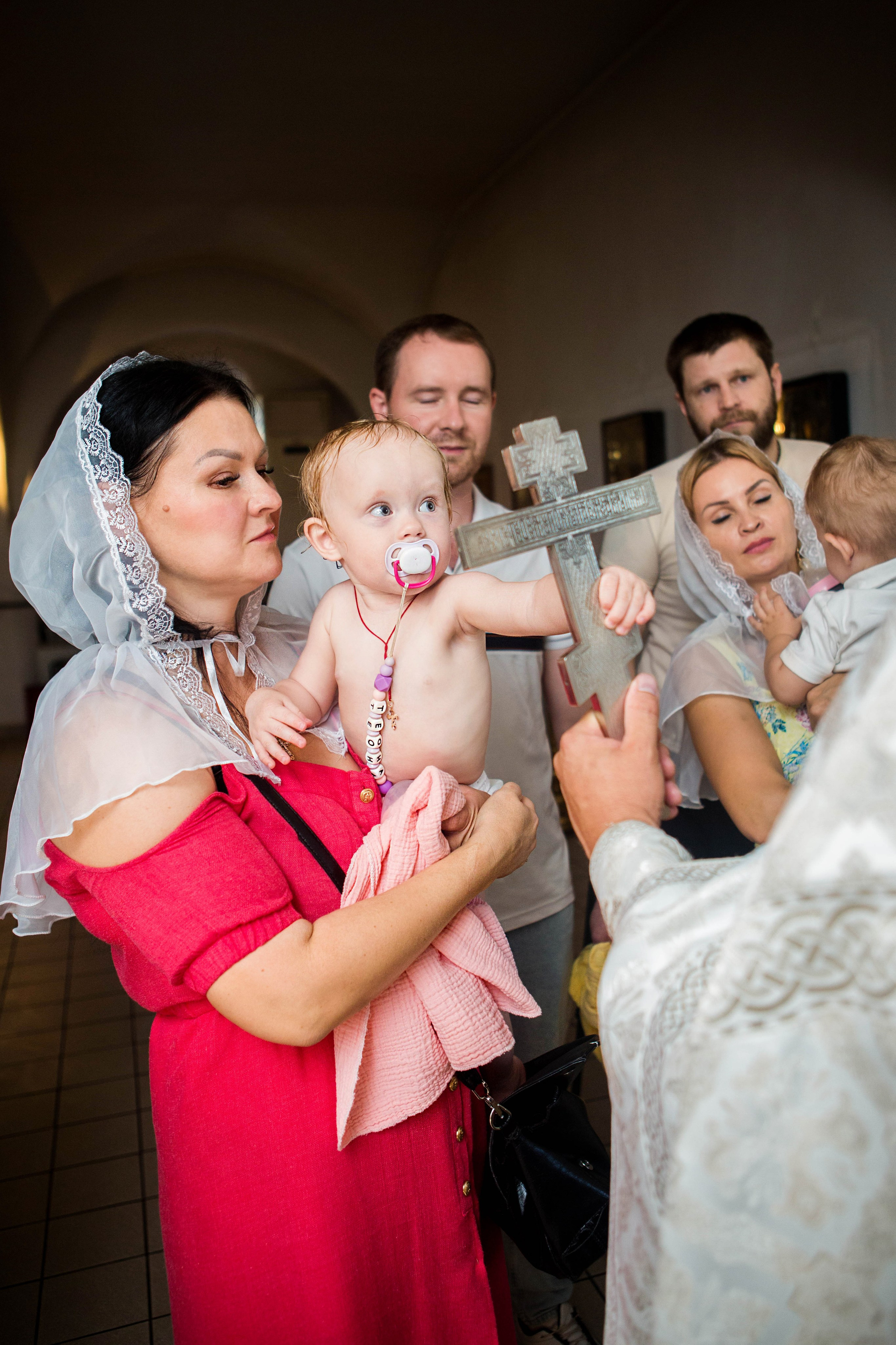 Крещение Феоны. Храм Воскресения Христова (Памирская). Свадебный семейный и детский фотограф в Краснодаре Карина Федоровская