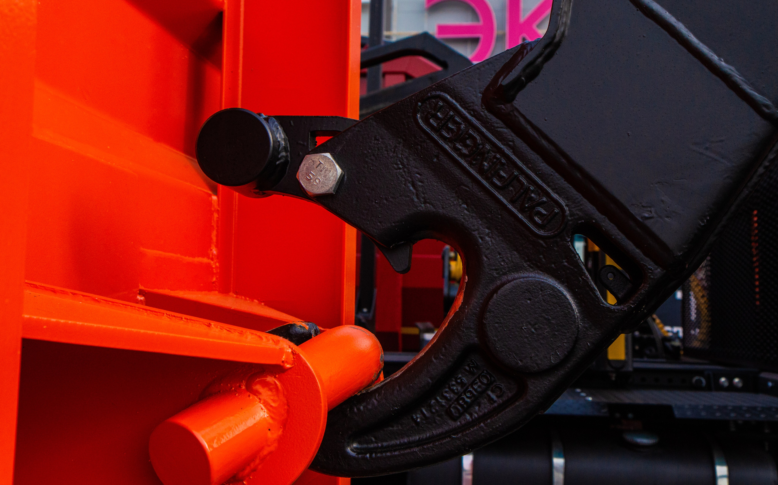 Трейд Актив Ресурс — ломовозы. Предметный и репортажный фотограф Алексей Кротов