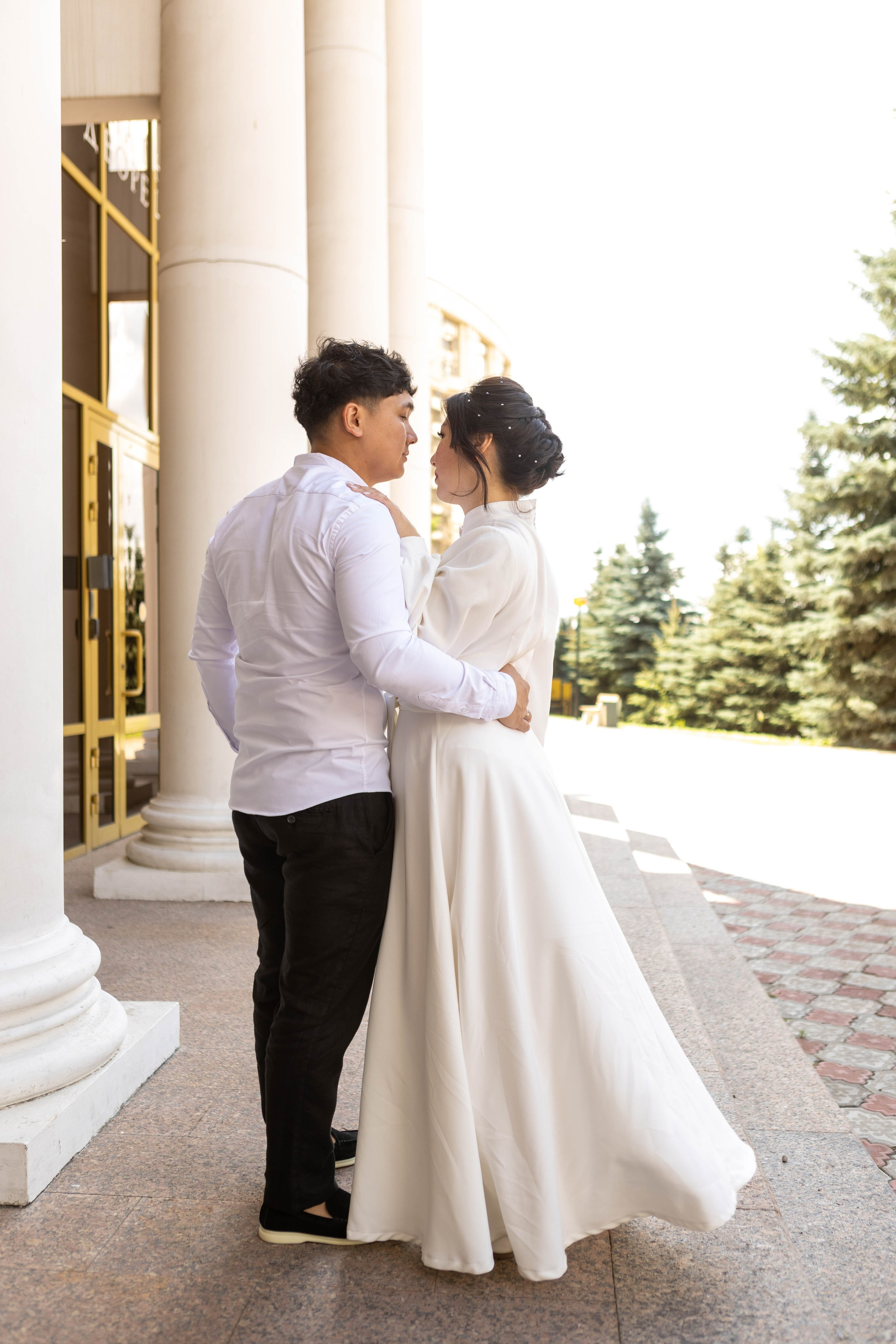 Шахматный дворец: Алтынай и Ерлана. Свадебный и предметный фотограф Ренат Каламперов