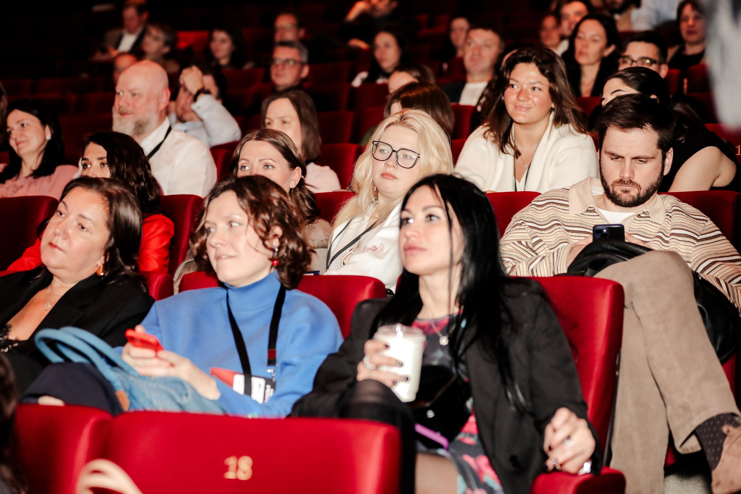 Укрощение ИИ: кто останется в выигрыше?. Фотографии Media Direction Group