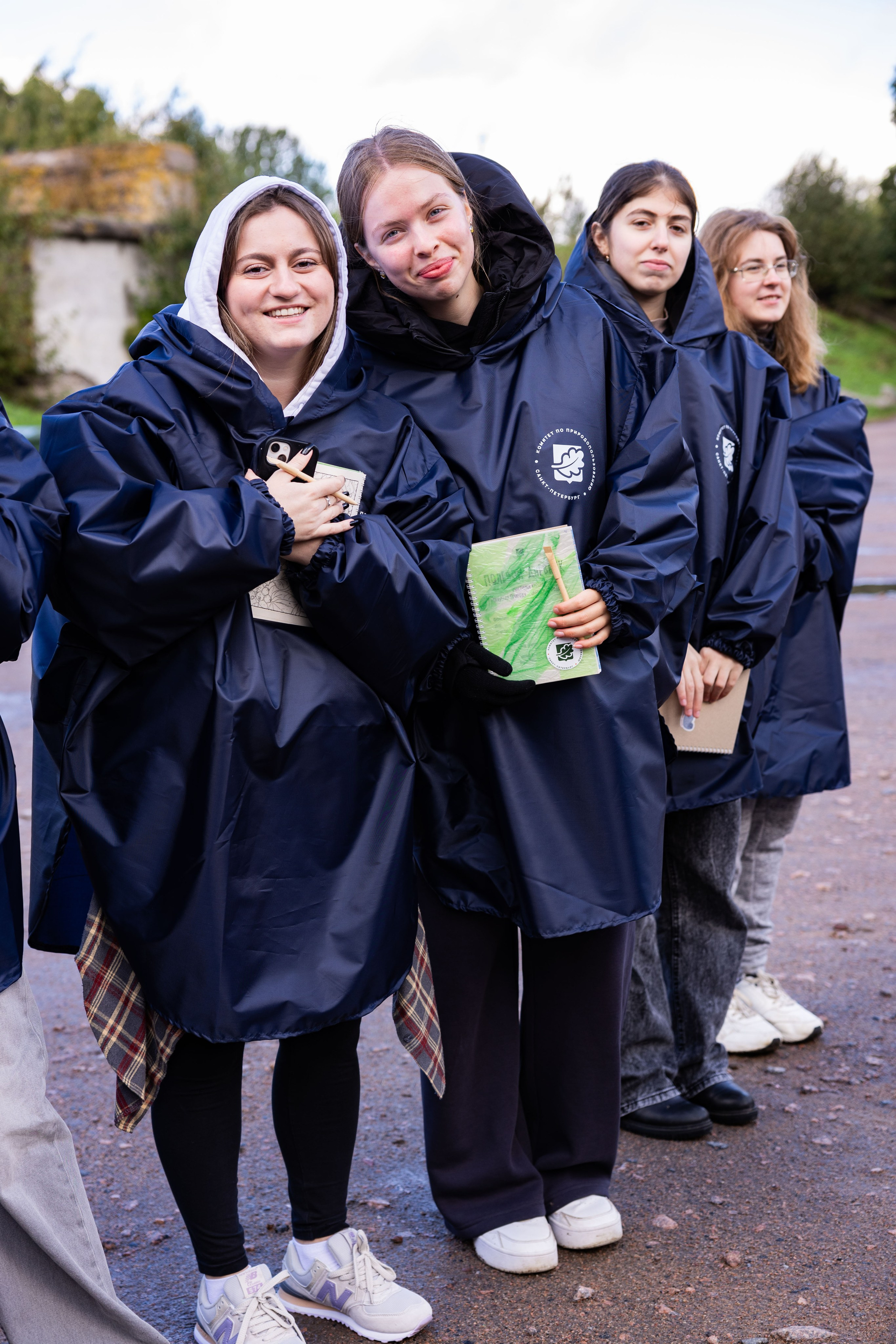 Зеленый пластик. Западный Котлин. Фотограф/видеограф в Санкт-Петербурге Динара Гольдина