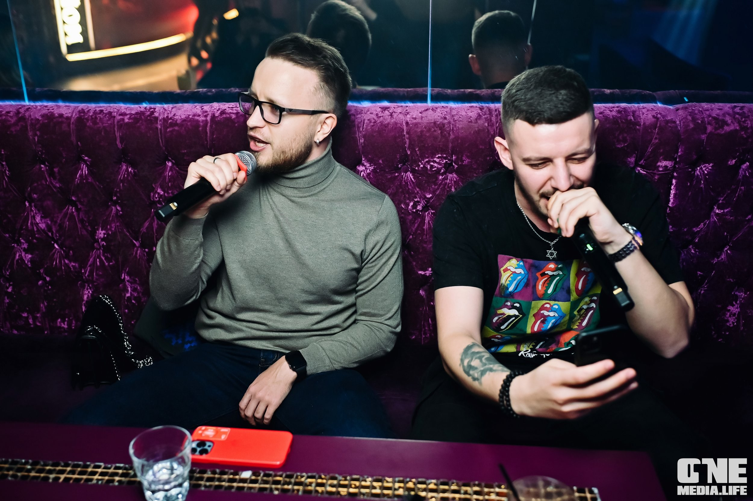 Фоторепортаж из караоке-клуба Эйфория. One Media Life: фоторепортажи, фотоотчеты с мероприятий и заведений