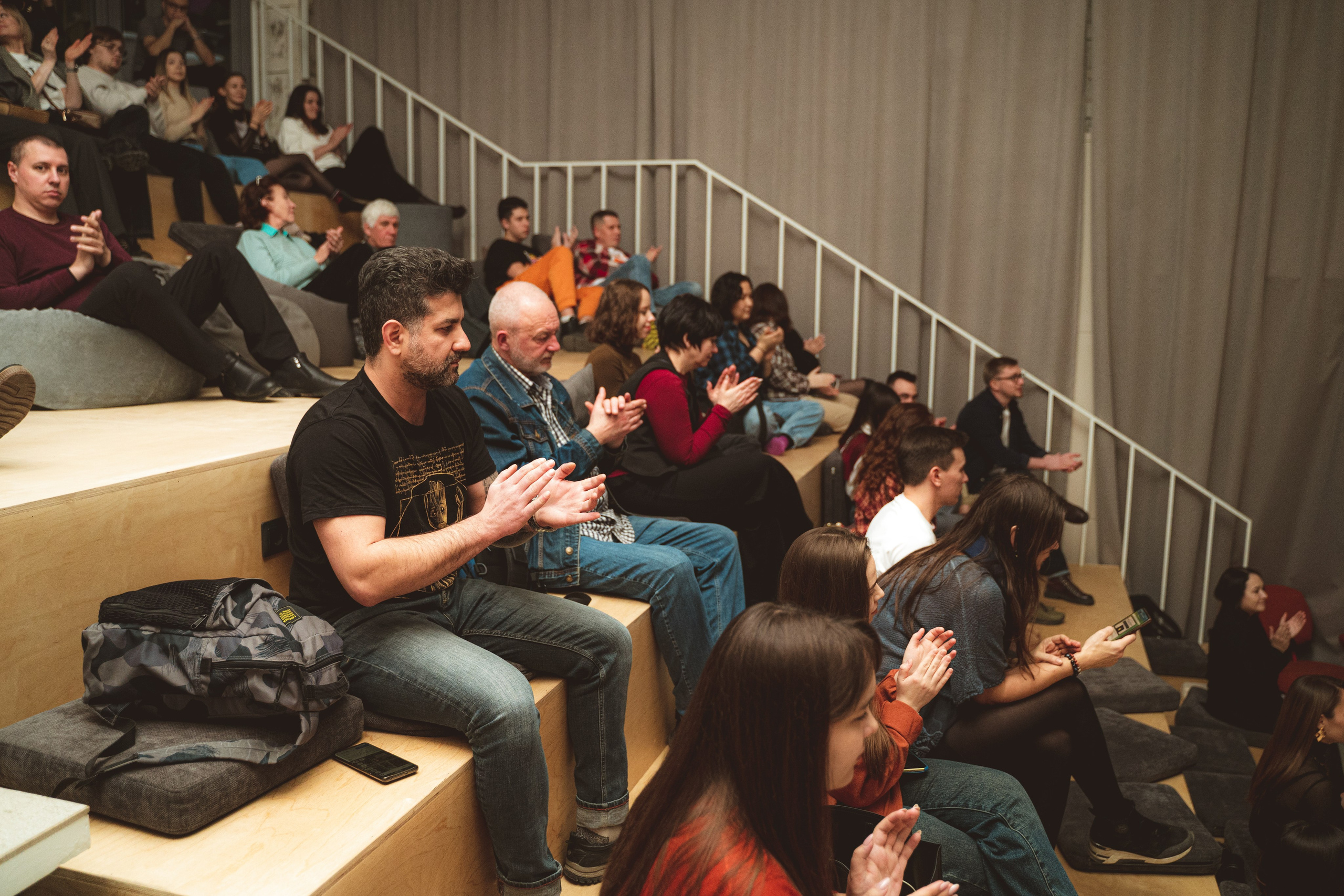 Квартирник в Ко-воркинге «Люди». Свадебный и репортажный фотограф в Уфе| Осетрова Ольга