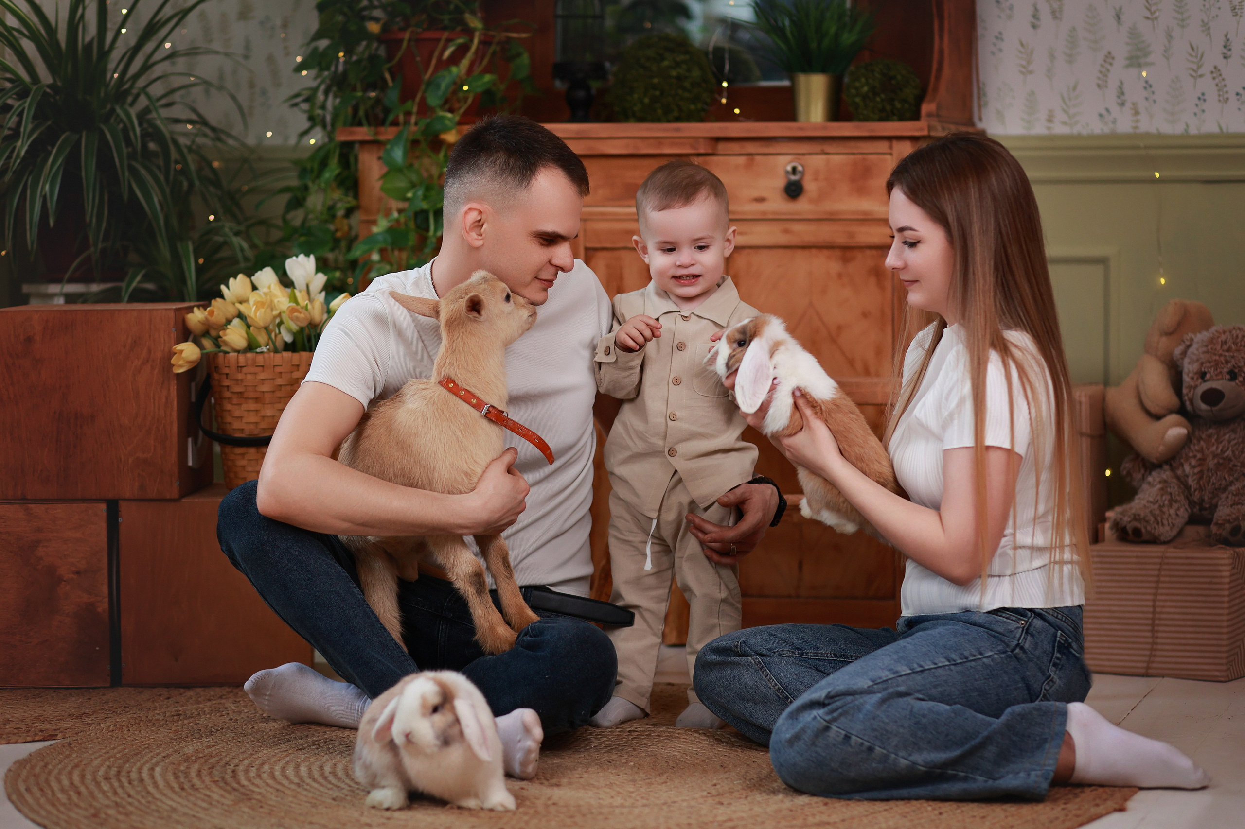 Фотопроект с козочкой и кроликами. Детский семейный фотограф Краснодар