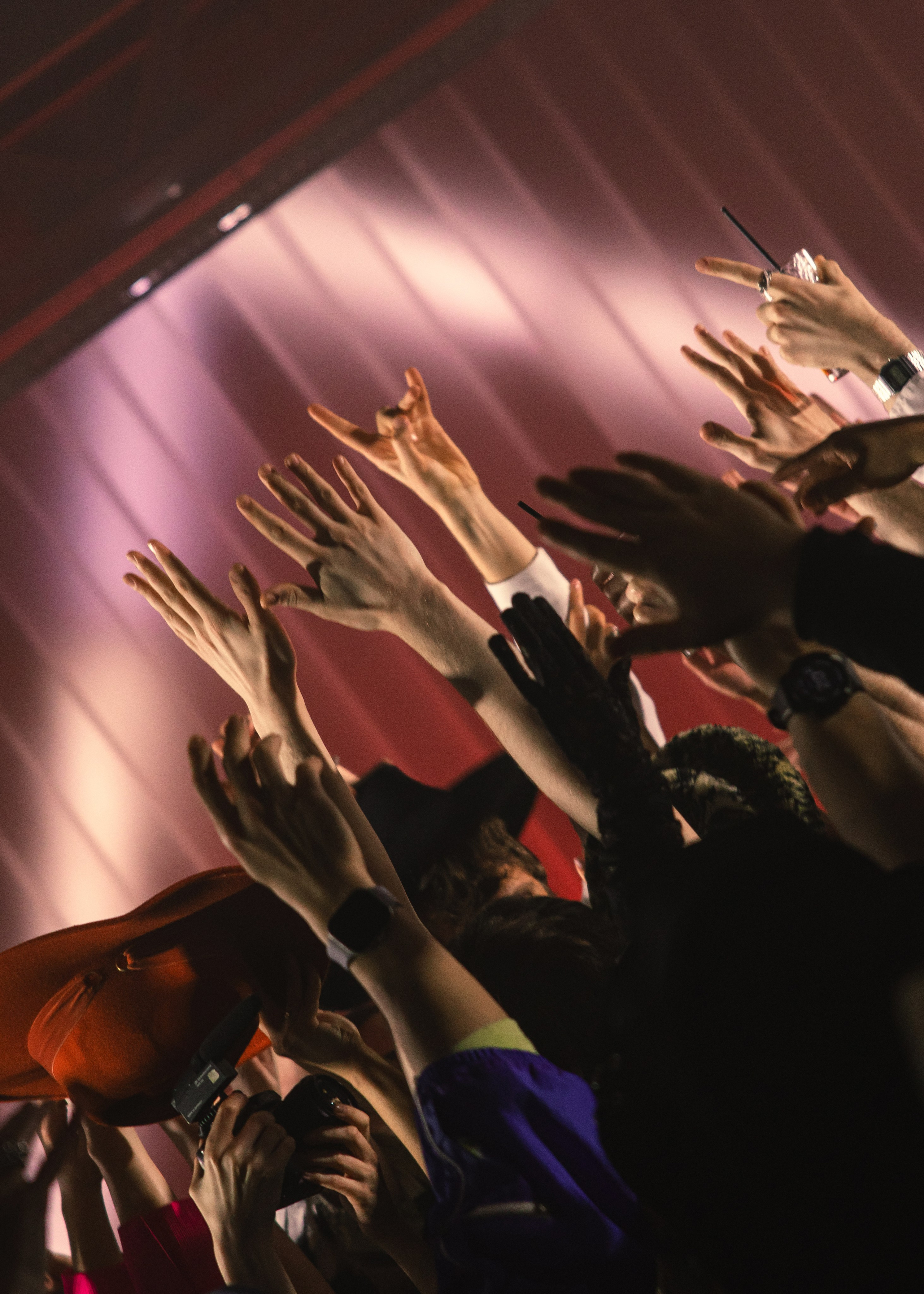 @sladkayavataagency. Свадебный и репортажный фотограф в Москве Владимир Сергеев | Naysaikolo