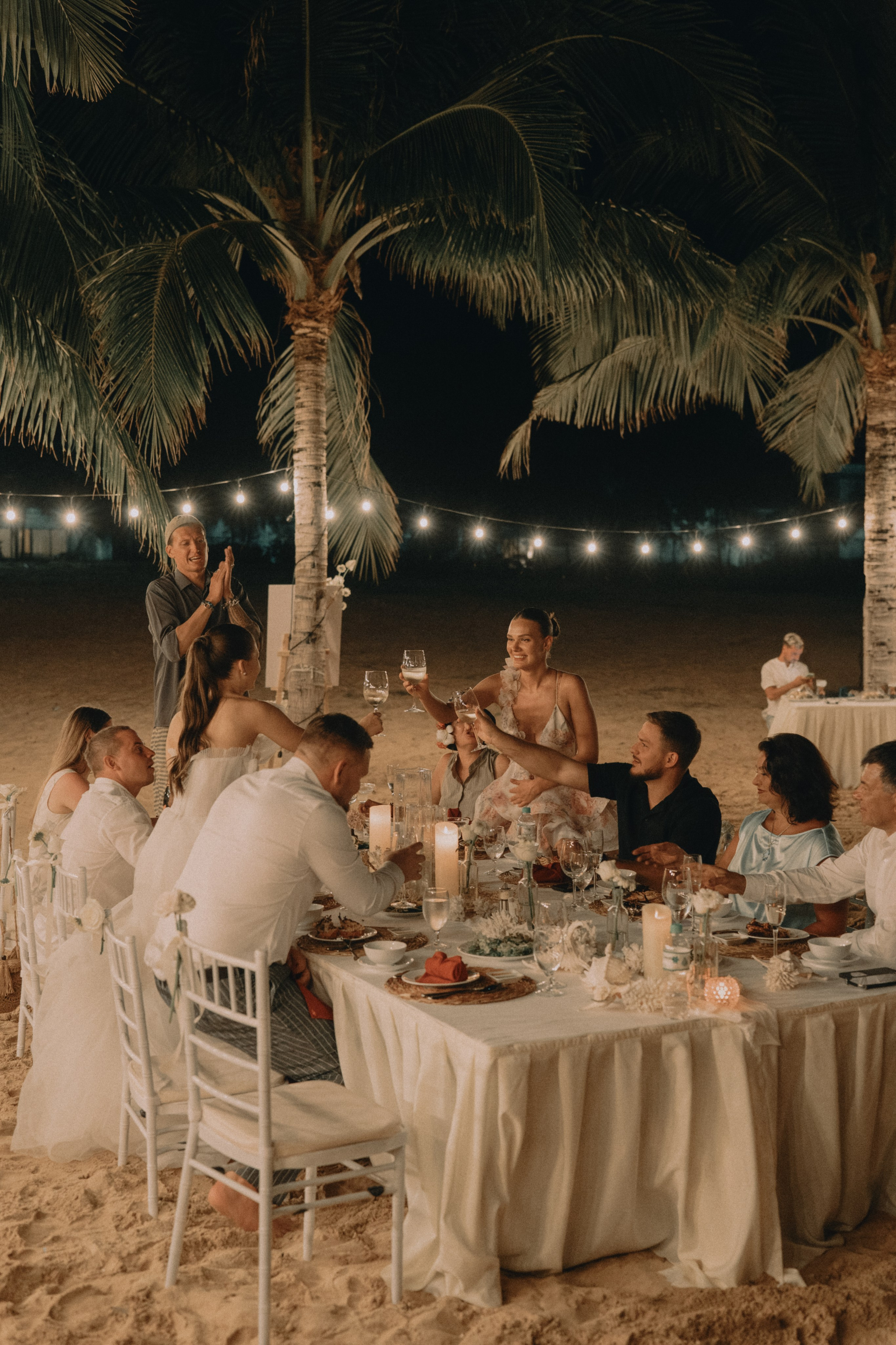 Иван & Анастасия. La Marée wedding agency Свадебное агентство на Фукуоке, Вьетнам — организация свадеб, декор, координация и помощь парам для идеального дня