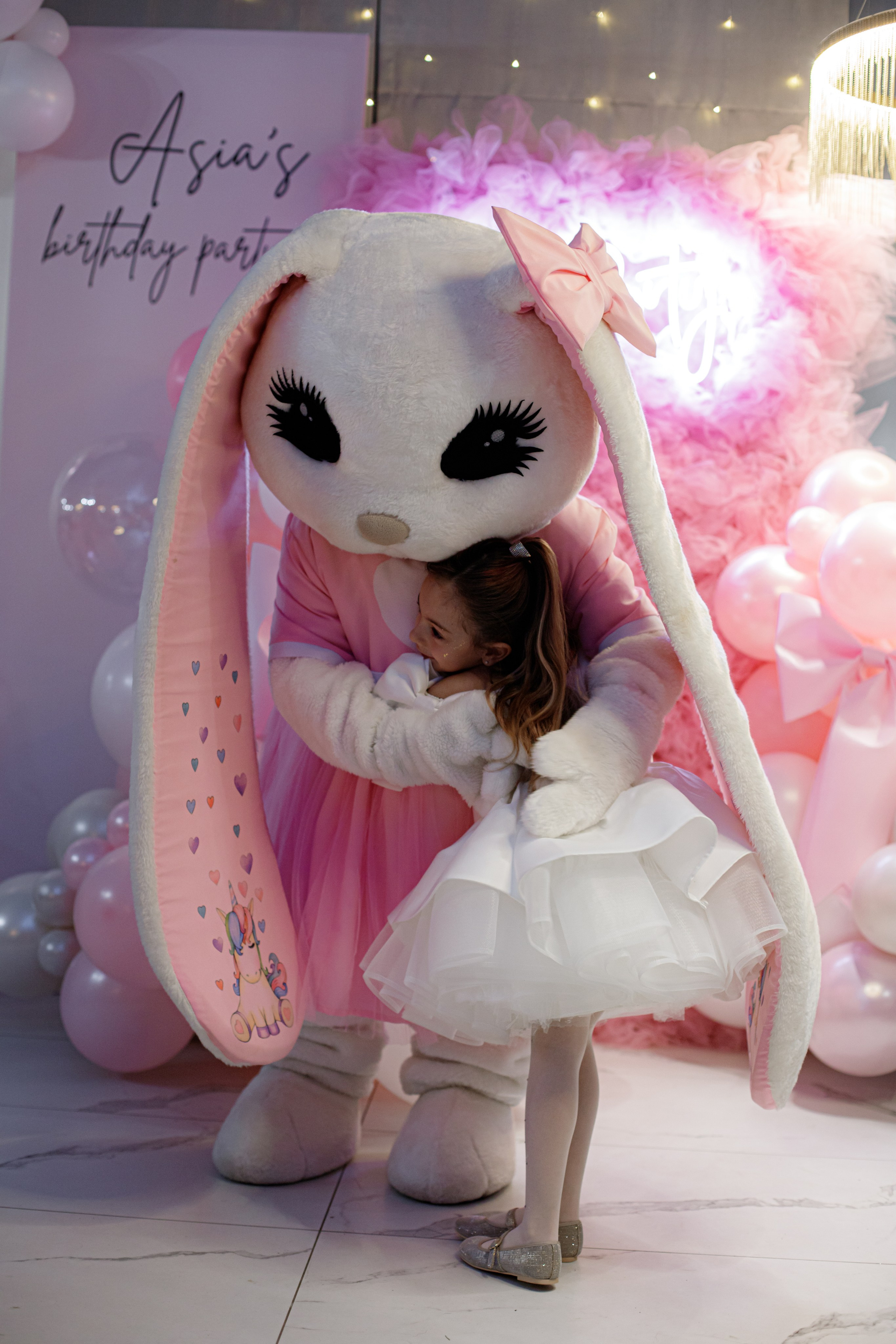 ASIA'S BIRTHDAY PARTY. Photokarish