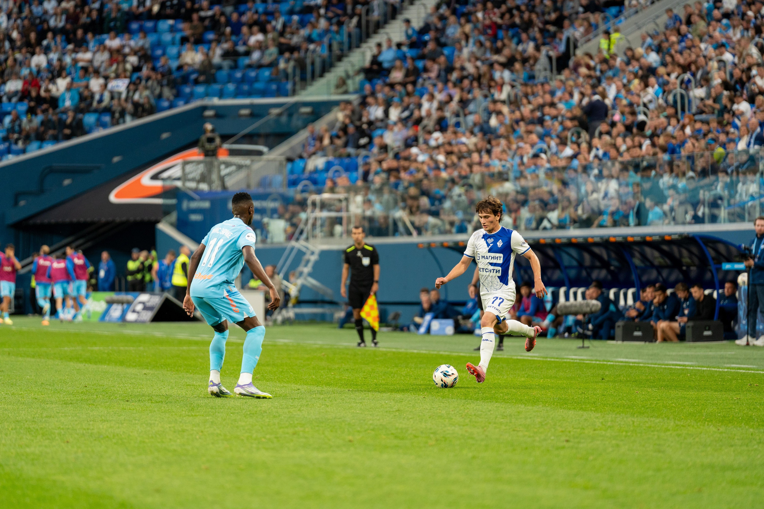 Спортивный фотограф Санкт-Петербург снял атаку Динамо на Газпром Арене