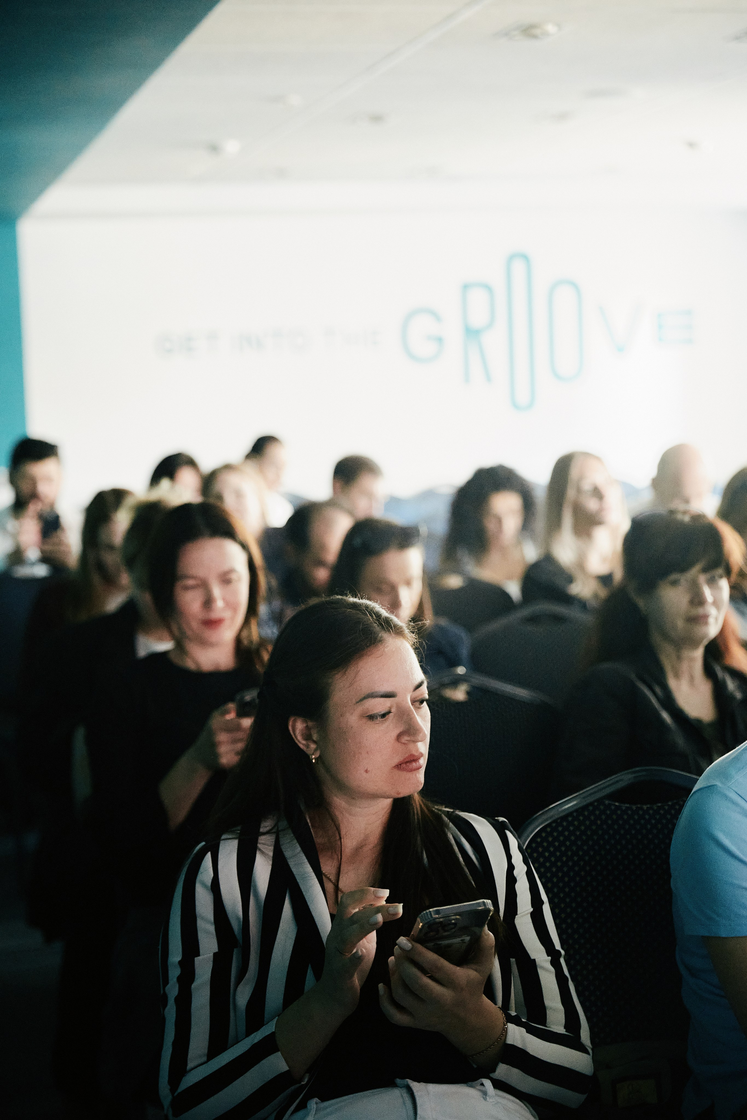 Презентация MR Group в ibis 23.04. Свадебный репортажный фотограф краснодар максим дремов дрёмов фотосессия студия цена