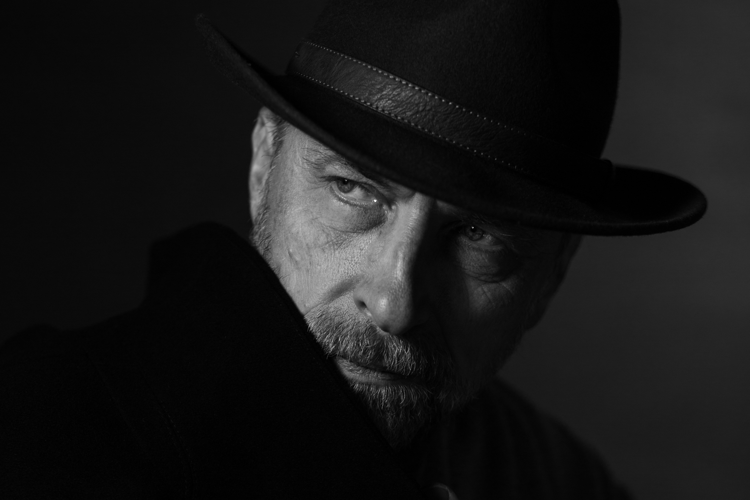 Мужской студийный портрет. Ekaterina Beridze