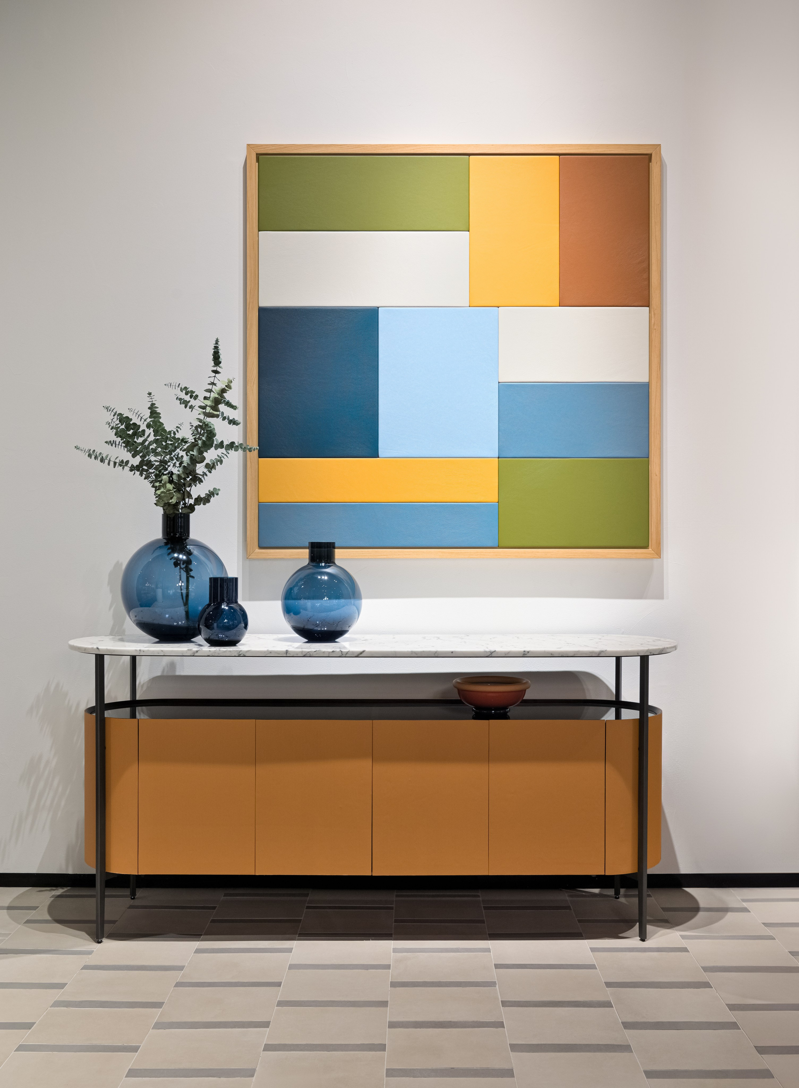 Poltrona Frau, MOE. Interior photographer in Dubai, Vitalii Grishkov