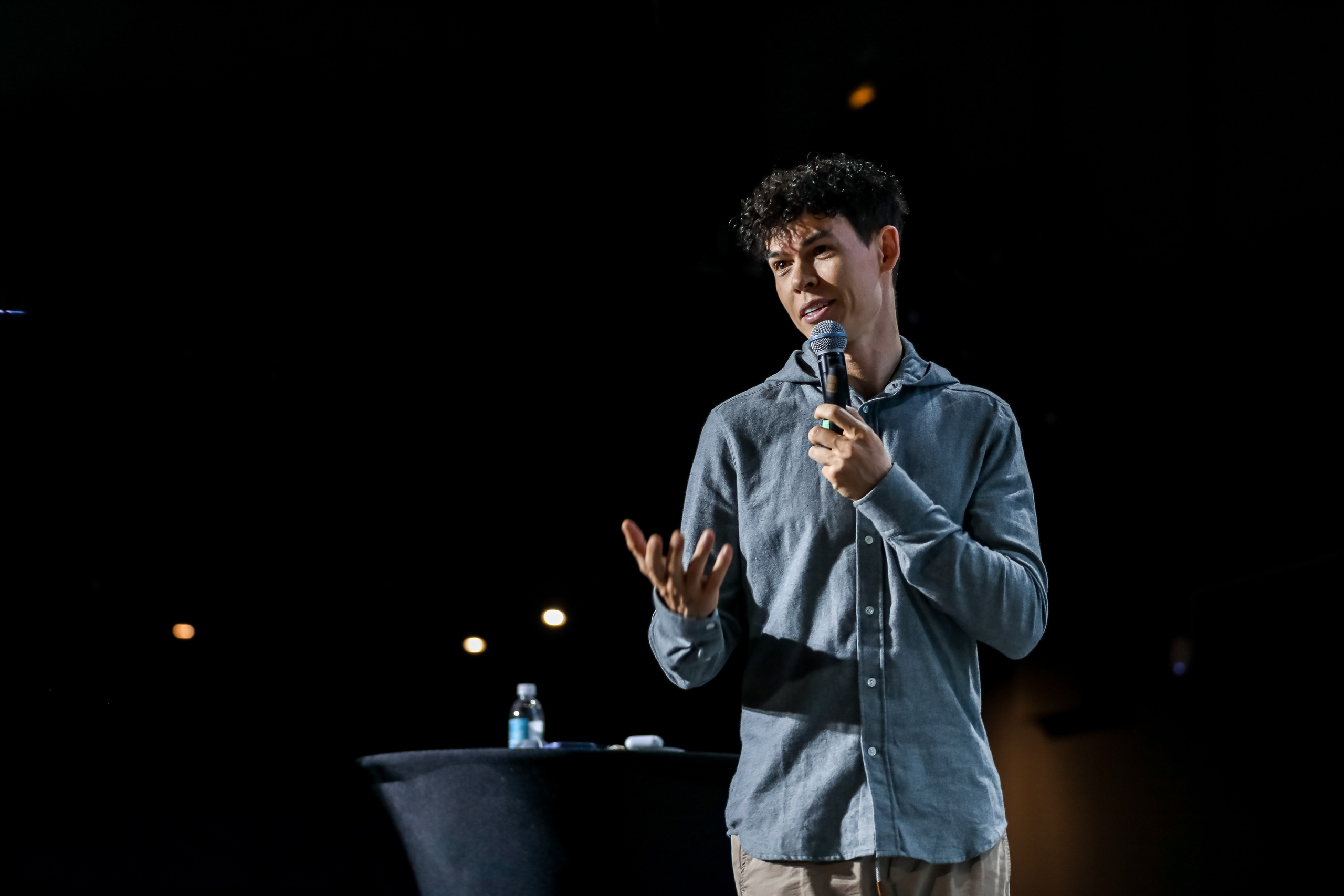 ФЛАГМАН / ГЛАВНЫЕ СПИКЕРЫ ОЛЕГ ТОРБОСОВ / СТАС ЕГОВЦЕВ. Photographer Viktoriya Markushina «My world throug»