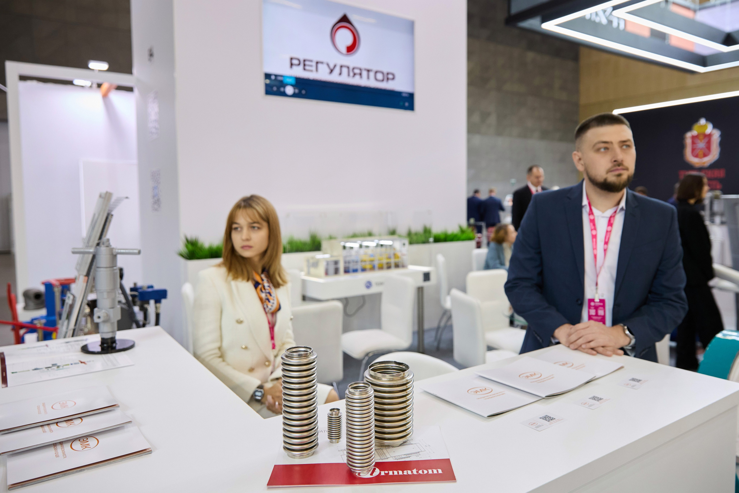 Выставка. Свадебная, репортажная фотосъемка и видеосъемка в Минске. Илья и Юлия Ширмановы. Фотограф | Видеограф | Минск