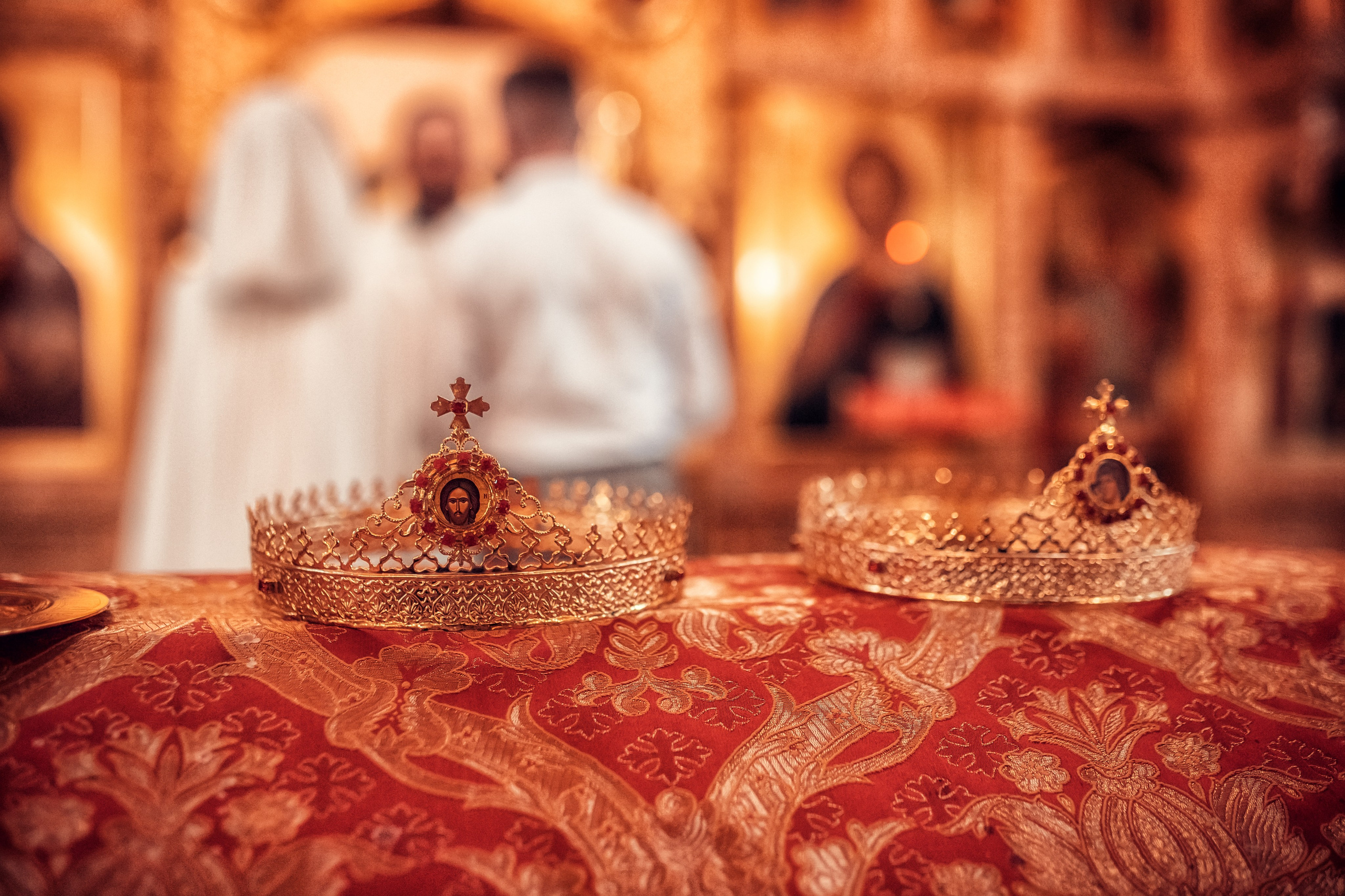 Таинство Венчания Ильи и Алены. Екатерина Крапивина фотограф церковных Таинств в Нижний Новгороде