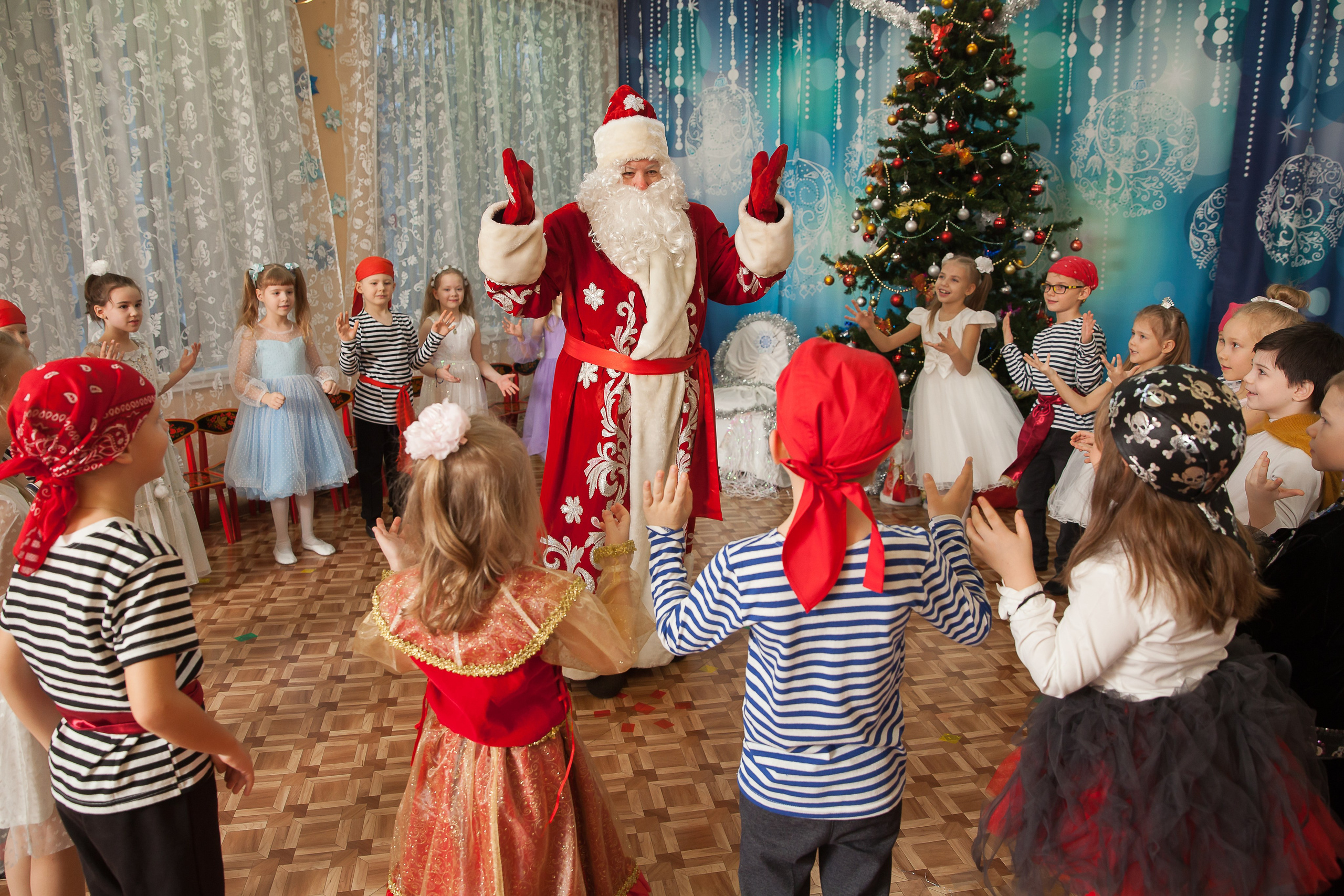 Новый Год 1508. Выпускные альбомы Москва. Фотограф Шукурова Кристина