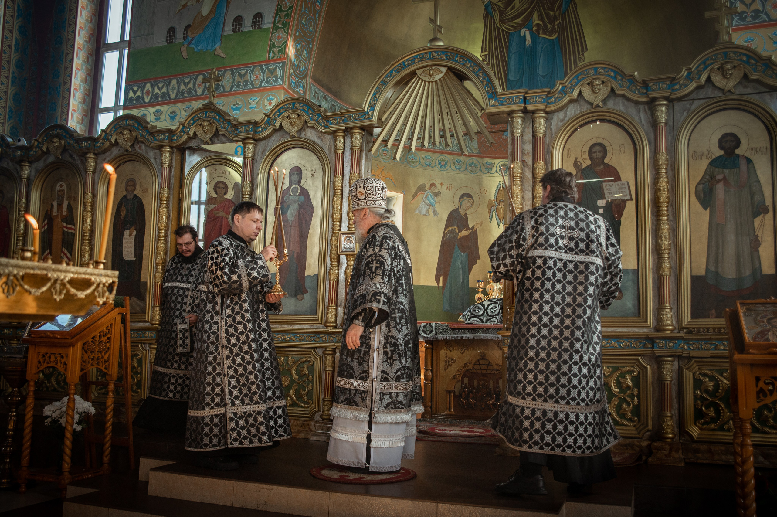 Преждеосвящение Даров. Храм Серафима Саровского. Церковный, семейный и репортажный фотограф Волгоград, Волжский