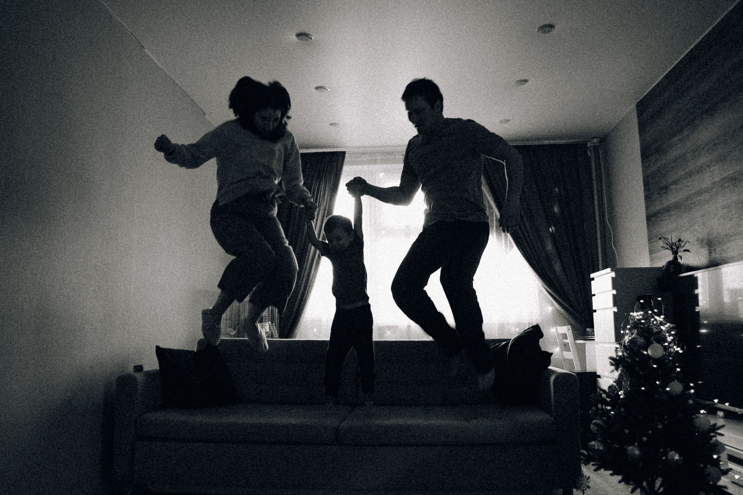 Аня Лёша Ростик и кот Маффин. Домашняя история с пряником и театром теней. Свадебный, семейный и женский фотограф в Москве Аникина Ольга