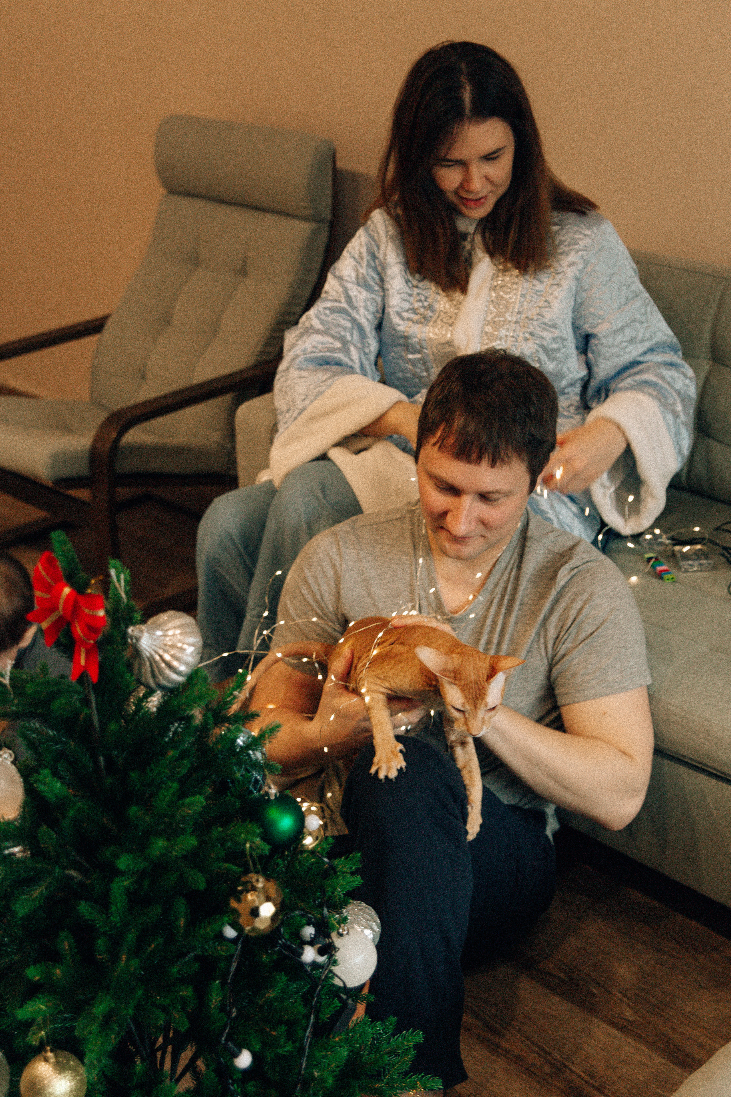 Аня Лёша Ростик и кот Маффин. Домашняя история с пряником и театром теней. Свадебный, семейный и женский фотограф в Москве Аникина Ольга