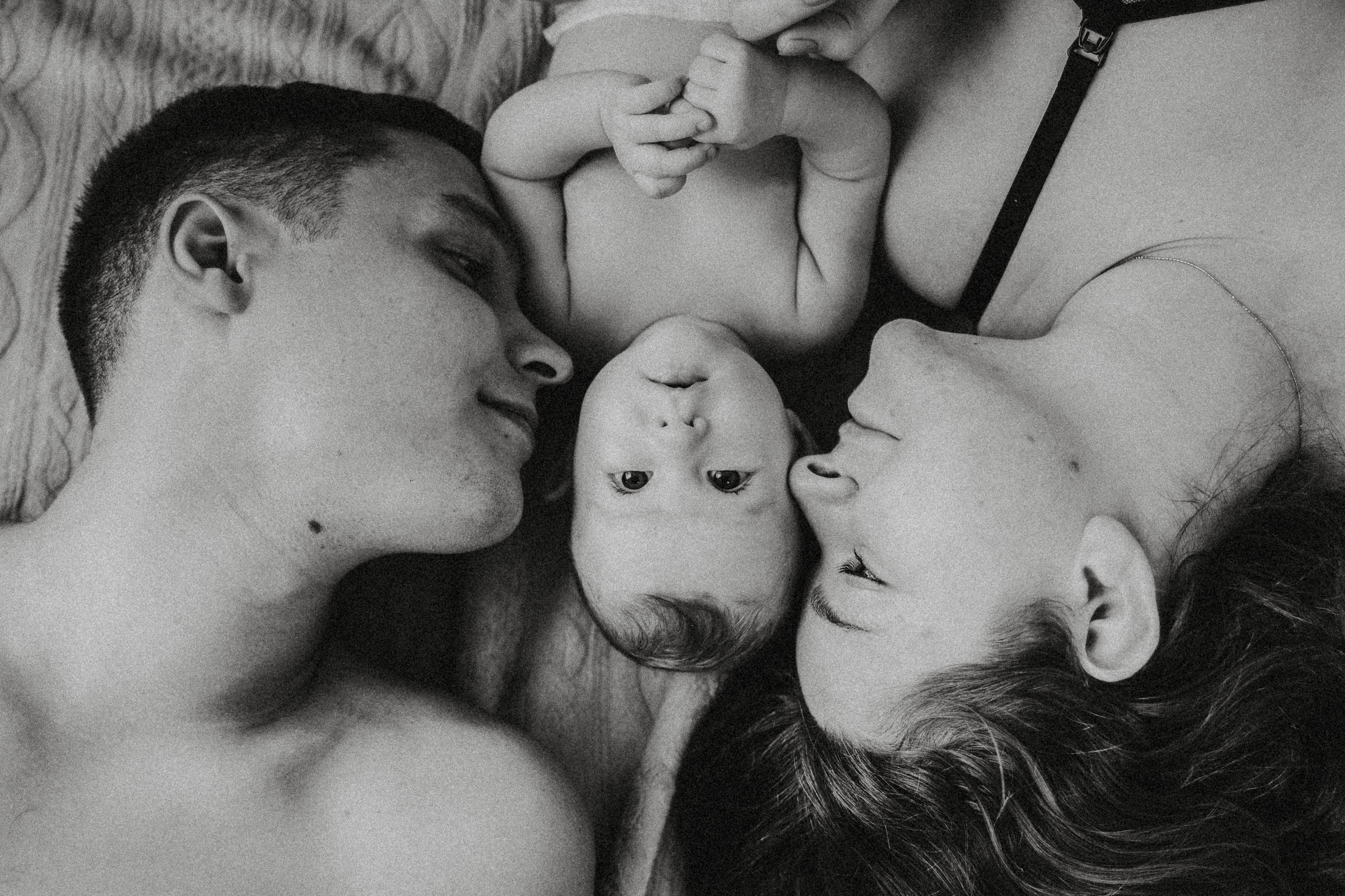 Настя Макс и Алиса. Домашняя уютная фотосессия. Свадебный, семейный и женский фотограф в Москве Аникина Ольга