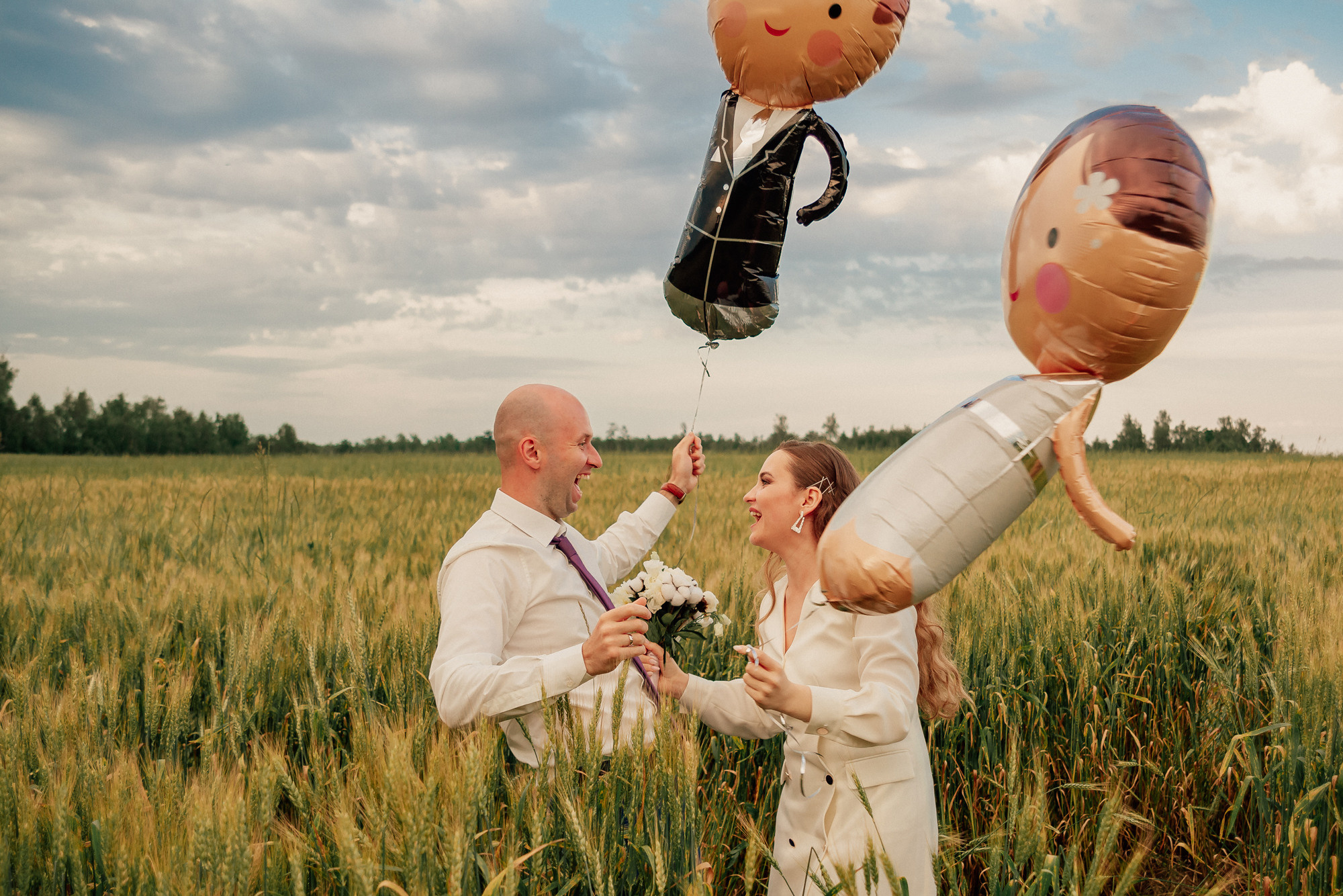 Маша Лёша. Свадьба в поле. Свадебный, семейный и женский фотограф в Москве Аникина Ольга