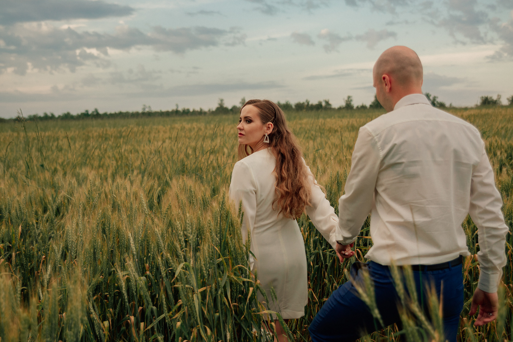 Маша Лёша. Свадьба в поле. Свадебный, семейный и женский фотограф в Москве Аникина Ольга