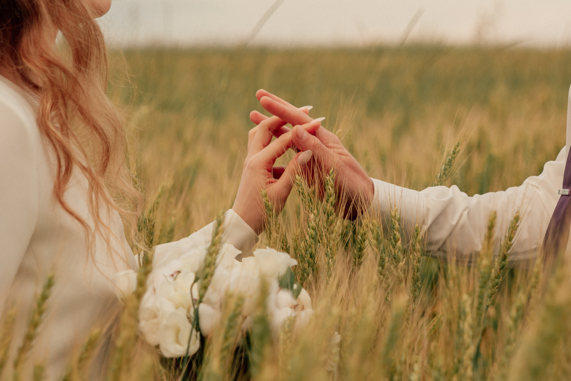 Маша Лёша. Свадьба в поле. Свадебный, семейный и женский фотограф в Москве Аникина Ольга