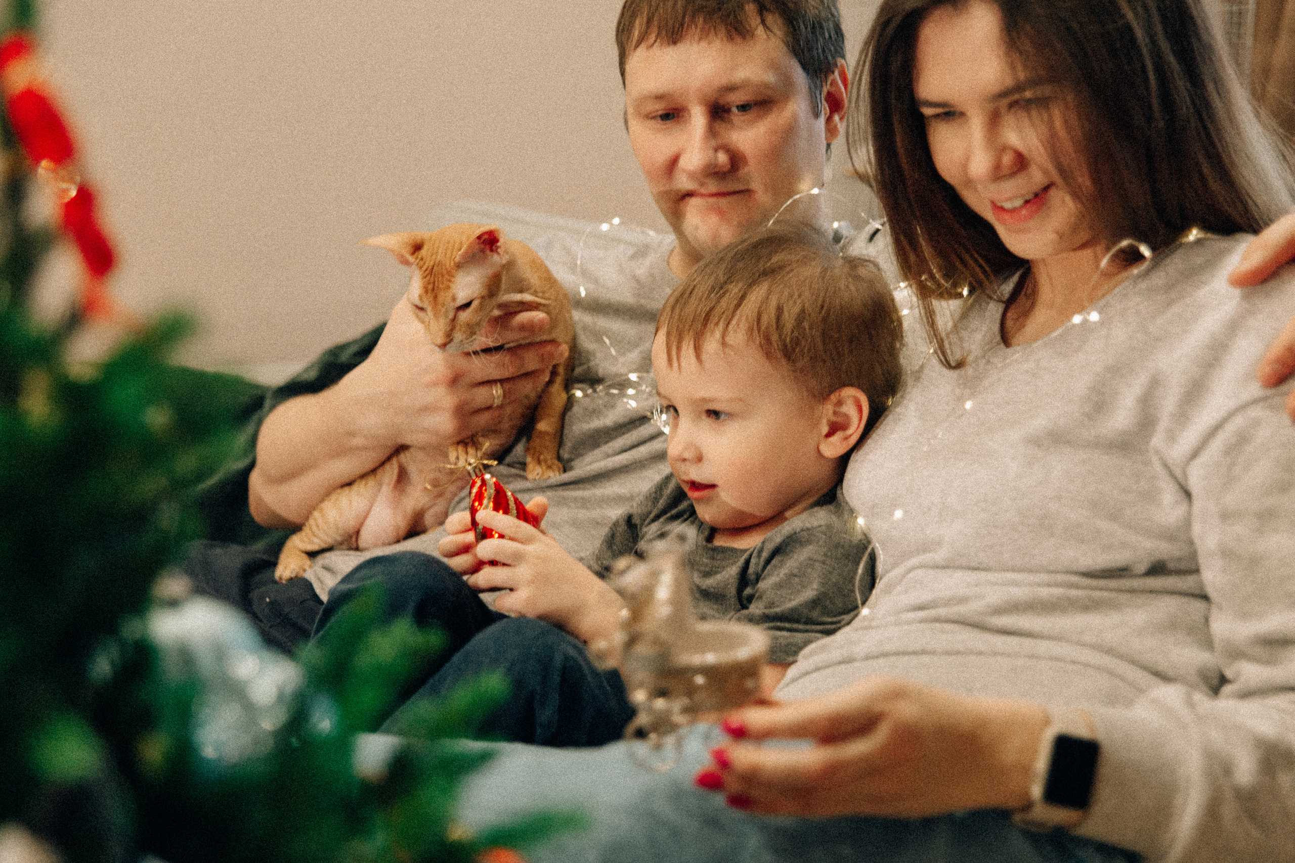 Аня Лёша Ростик и кот Маффин. Домашняя история с пряником и театром теней. Свадебный, семейный и женский фотограф в Москве Аникина Ольга