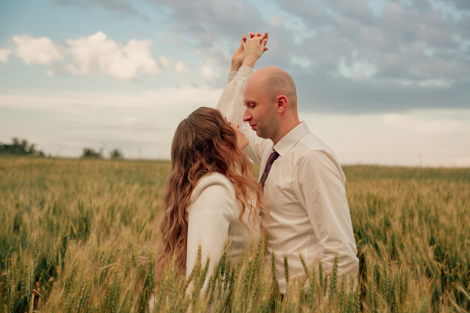 Маша Лёша. Свадьба в поле. Свадебный, семейный и женский фотограф в Москве Аникина Ольга